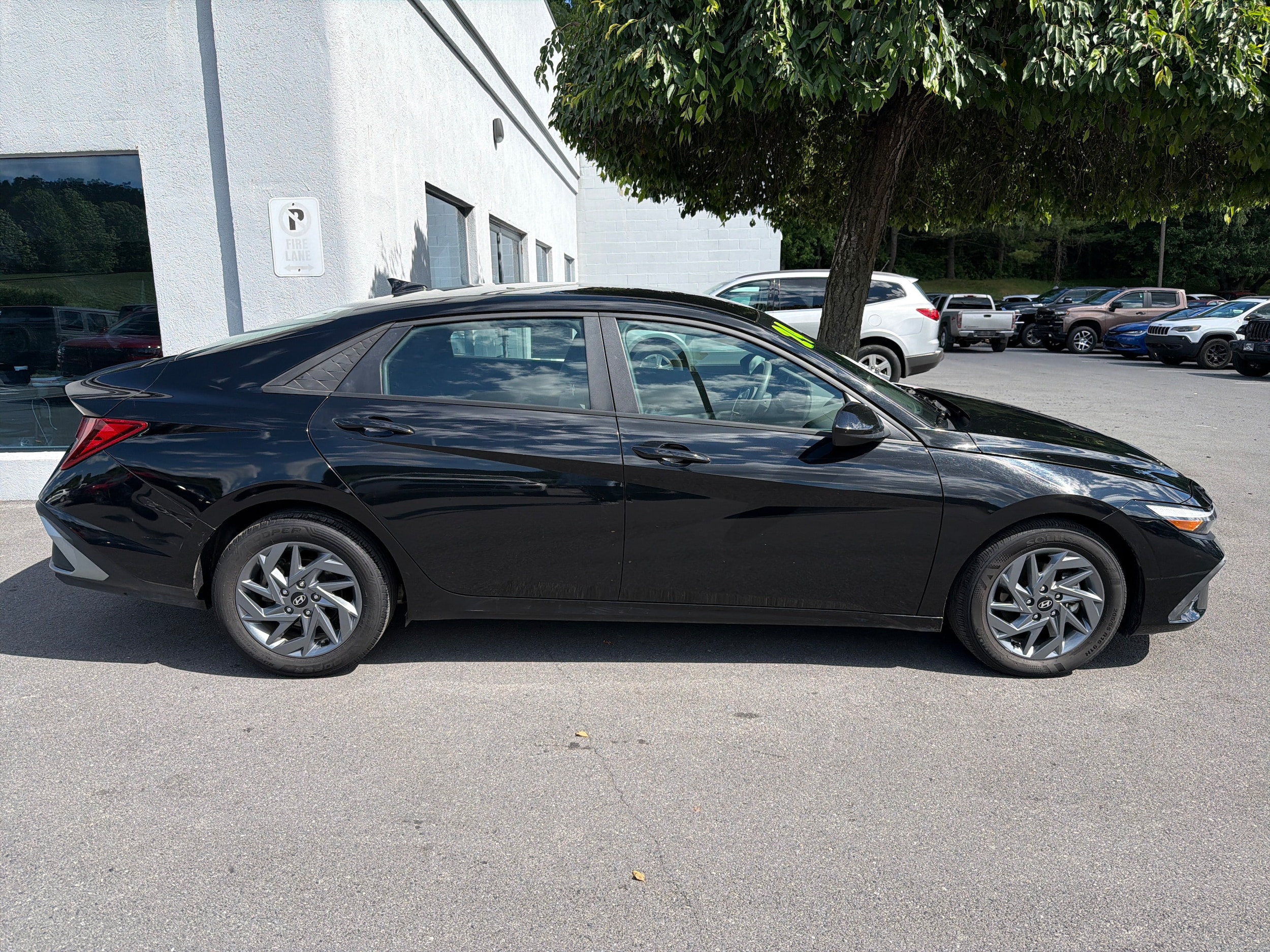 Photo 3