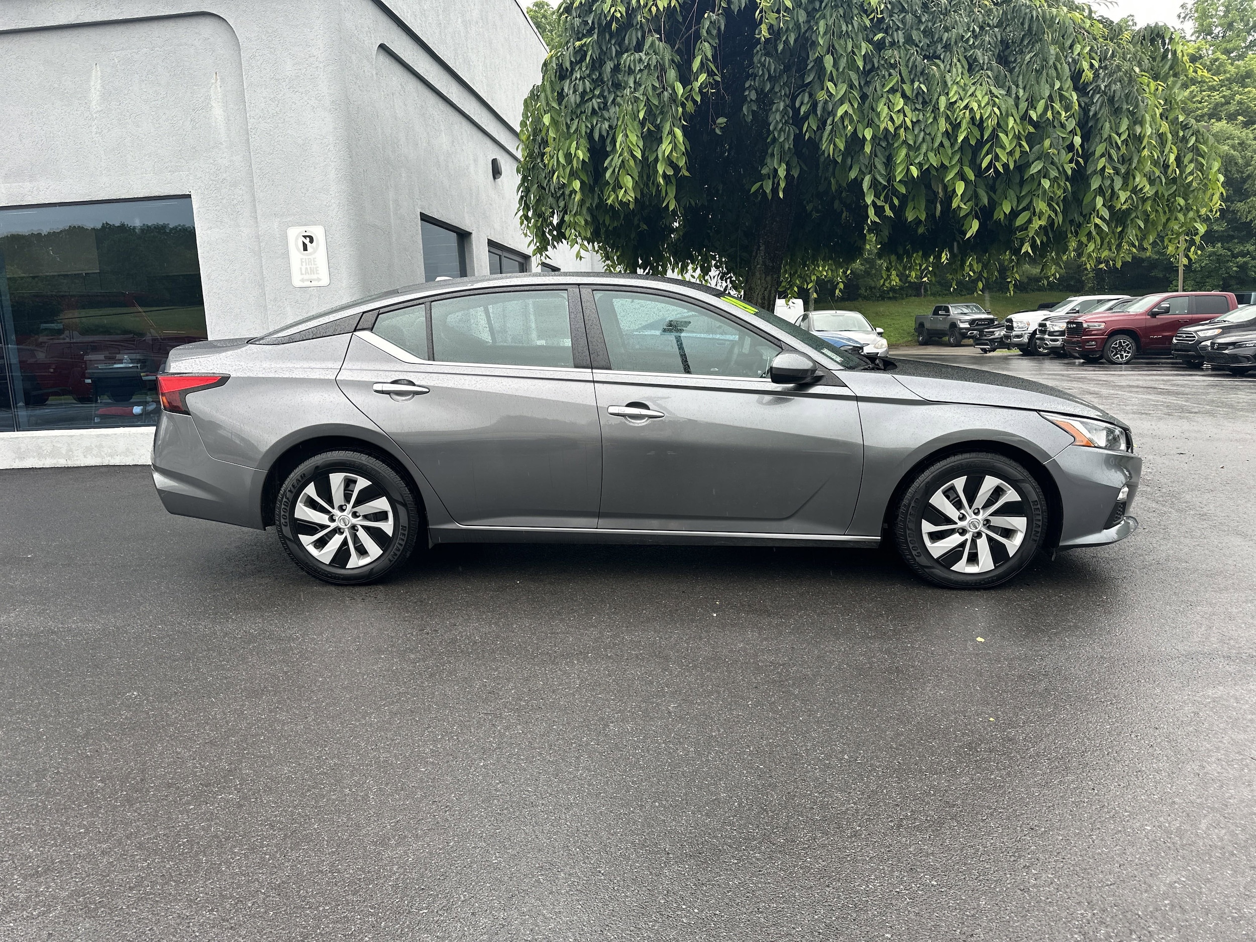 Used 2020 Nissan Altima S with VIN 1N4BL4BV6LC284095 for sale in State College, PA