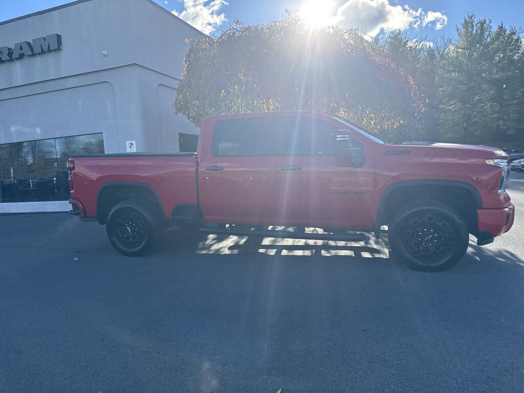 Used 2024 Chevrolet Silverado 2500 HD LT Truck Crew Cab