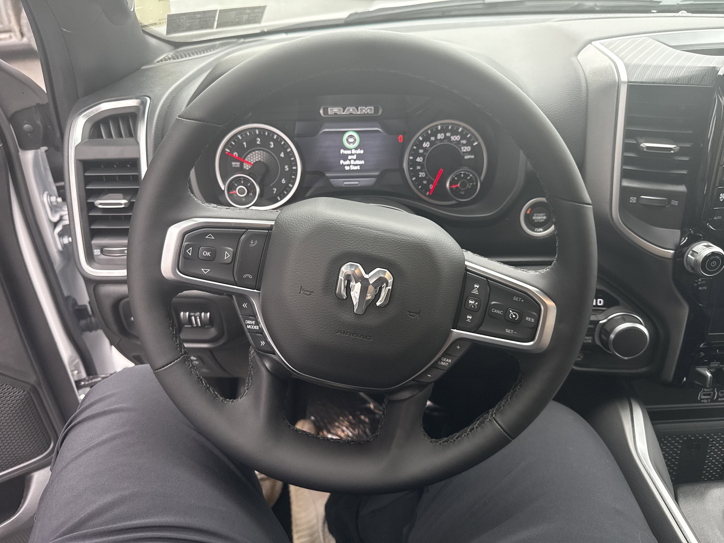 2026 RAM 1500 Big Horn/Lone Star - Photo 17
