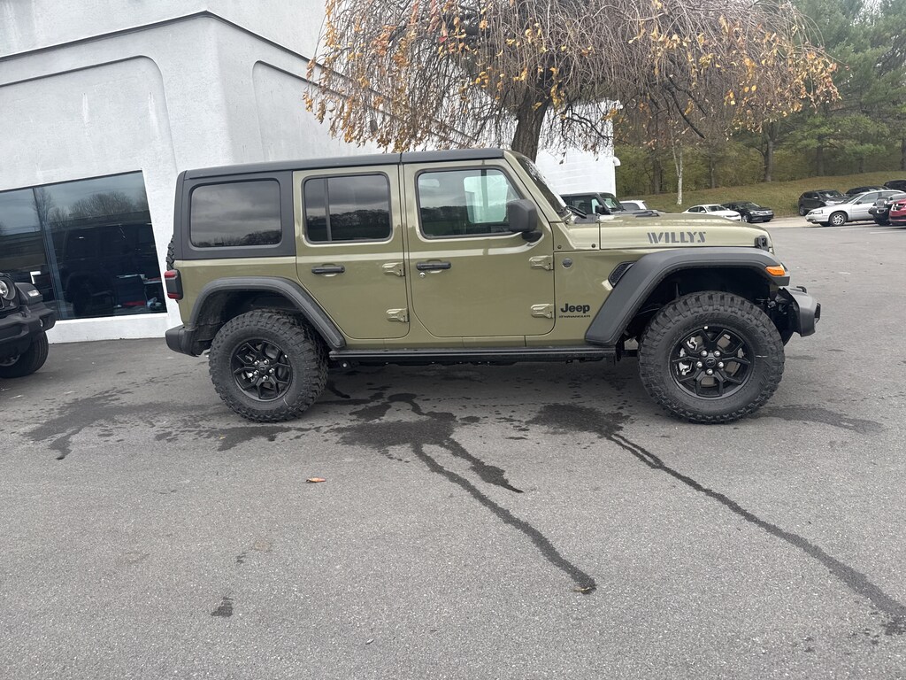 New 2026 Jeep Wrangler 4-DOOR WILLYS Sport Utility