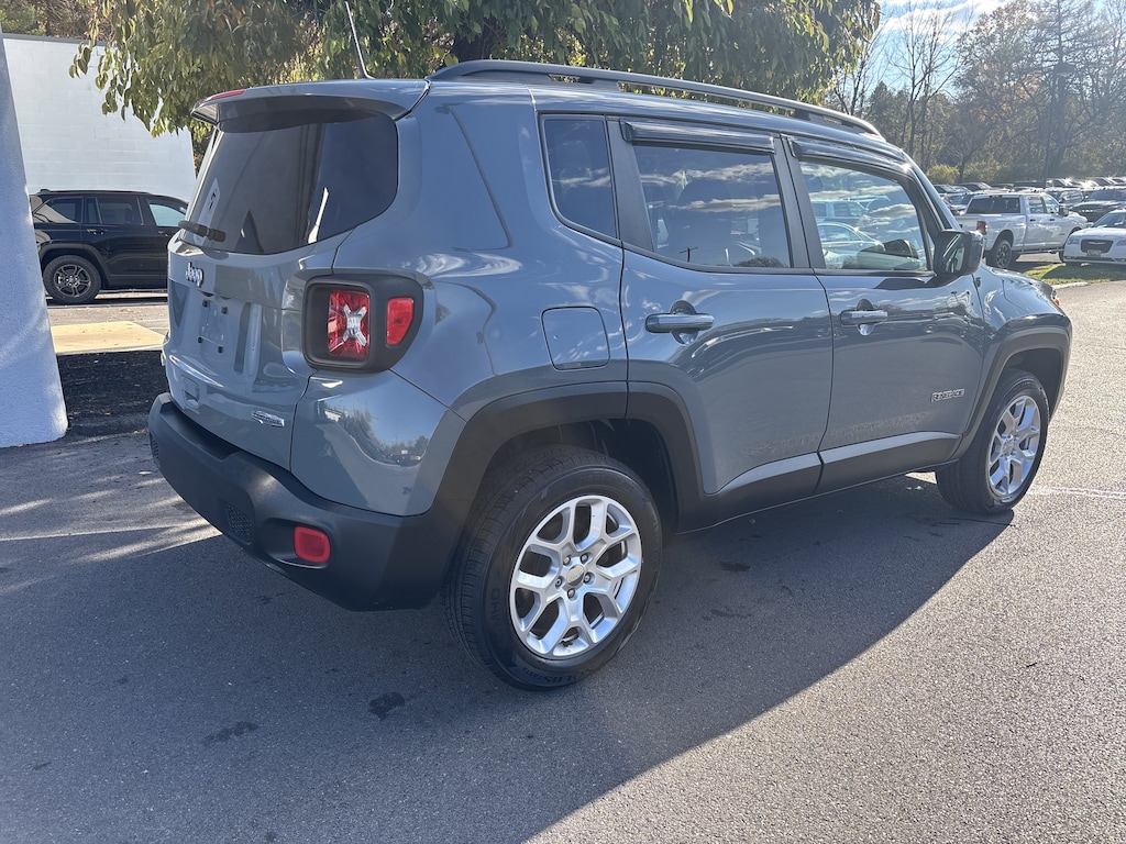 Used 2018 Jeep Renegade Latitude 4x4 SUV