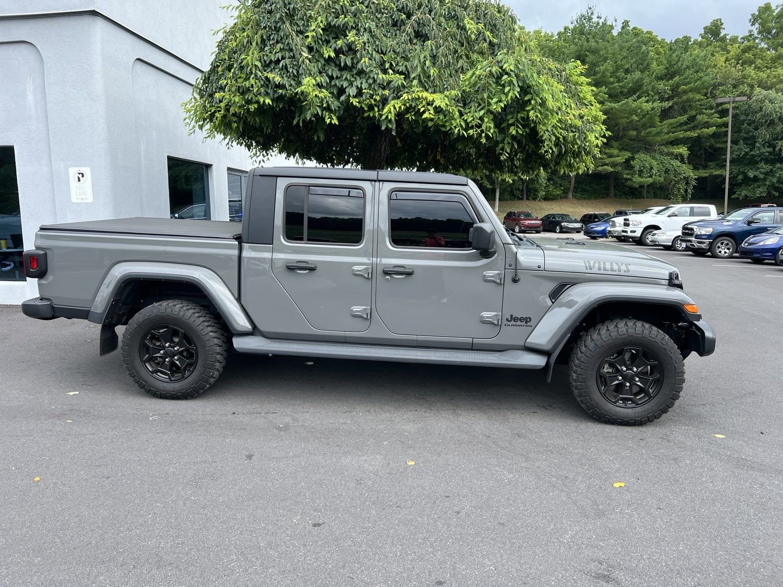 Used 2021 Jeep Gladiator WILLYS with VIN 1C6HJTAG5ML605365 for sale in State College, PA