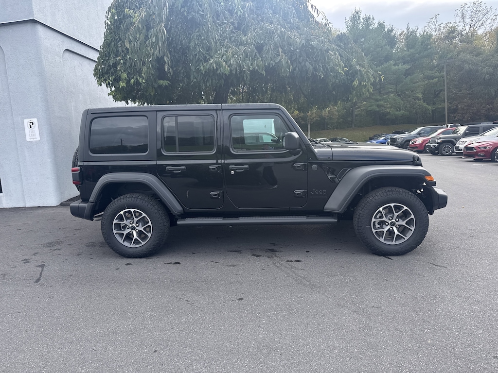 New 2026 Jeep Wrangler 4-DOOR SPORT S Sport Utility
