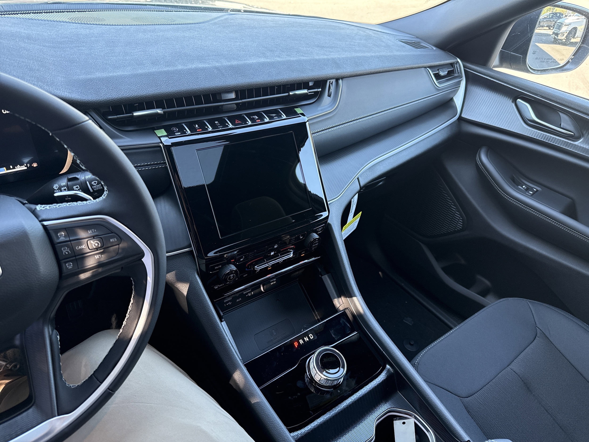 2025 Jeep Grand Cherokee Laredo - Photo 21