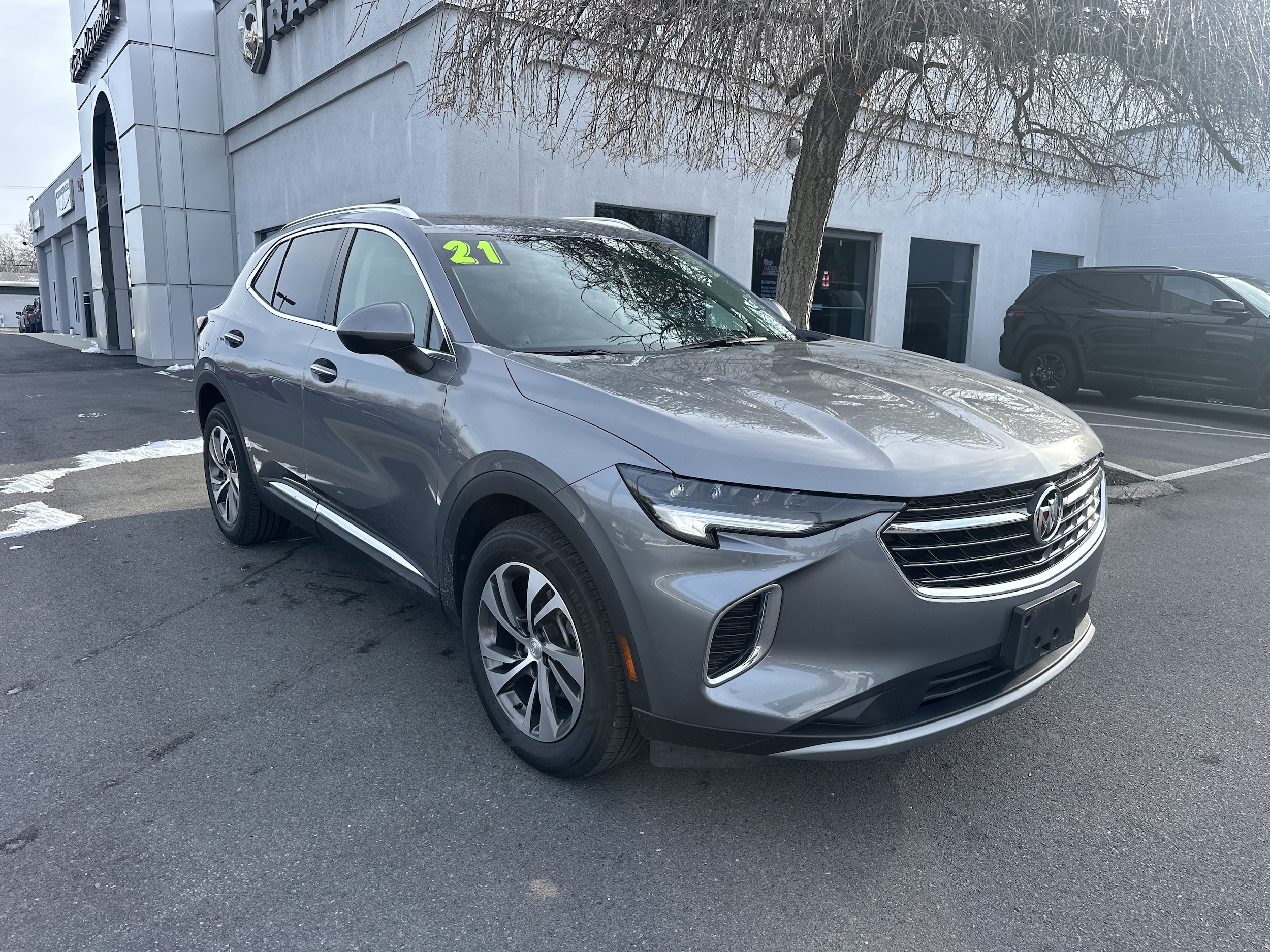 2021 Buick Envision Essence's photo