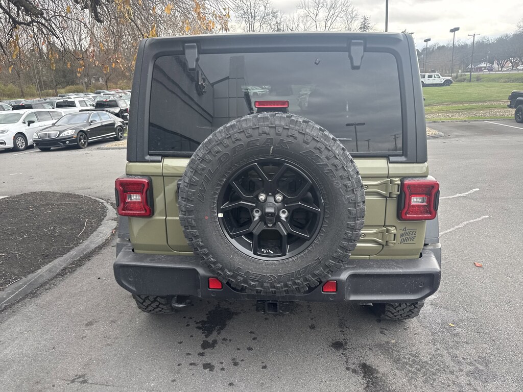 New 2026 Jeep Wrangler 4-DOOR WILLYS Sport Utility