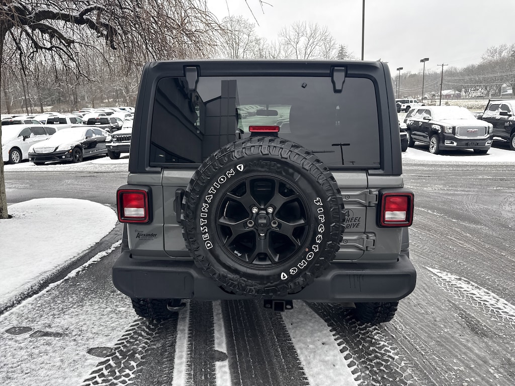 Used 2022 Jeep Wrangler Sport SUV