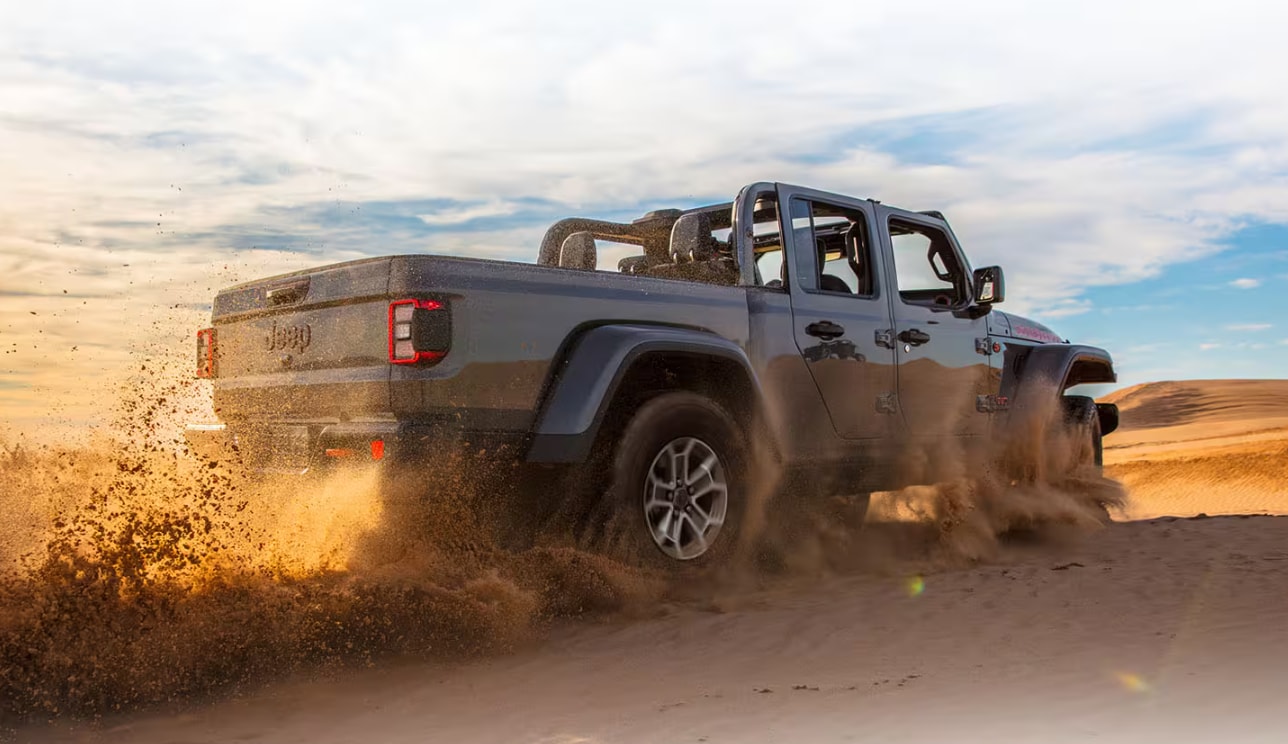 2026 Jeep Gladiator exterior image