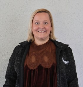 Staff member Deanna Hockenberry from ID_3276e93189e3