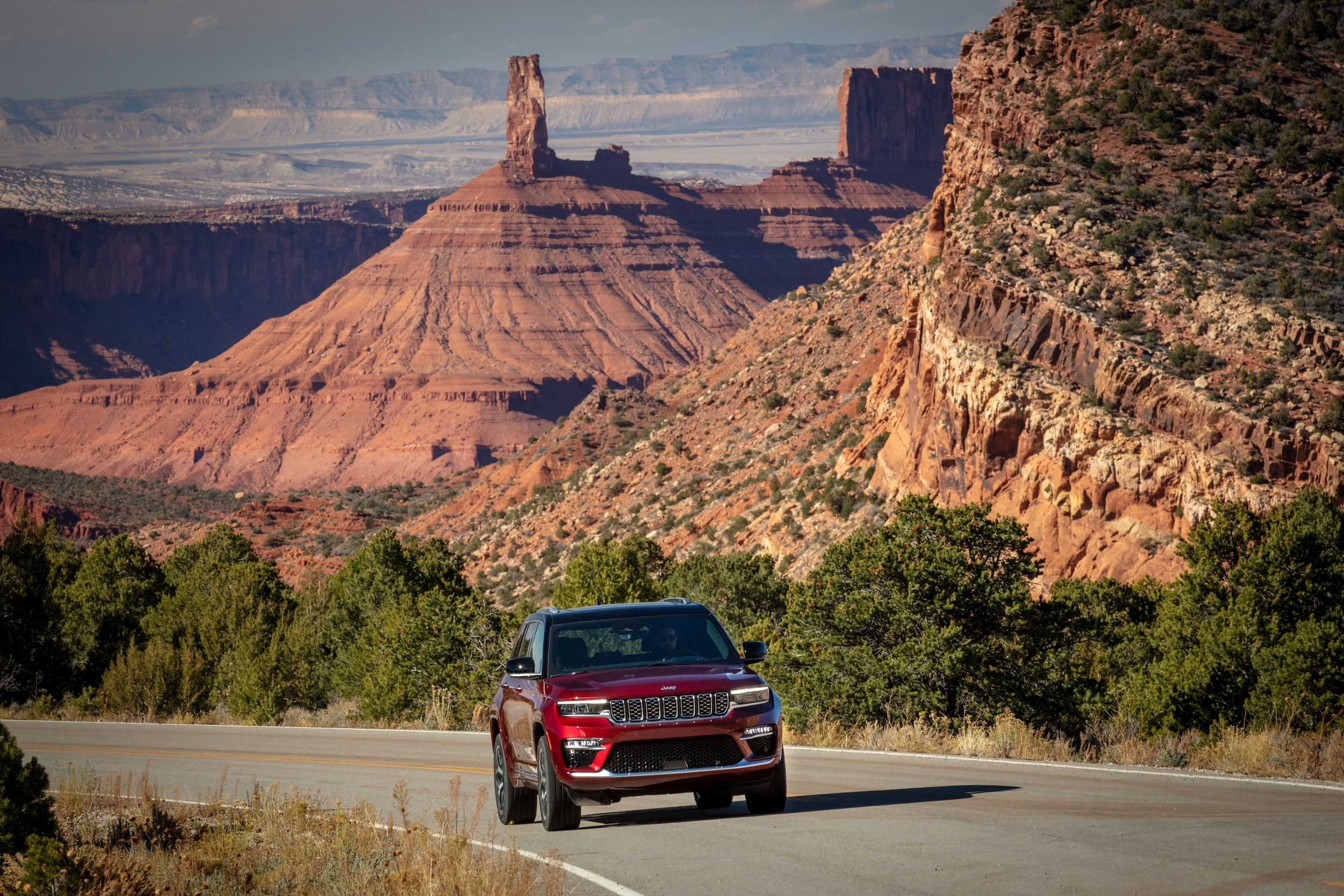 2024-jeep-grand-cherokee-road-trip.png