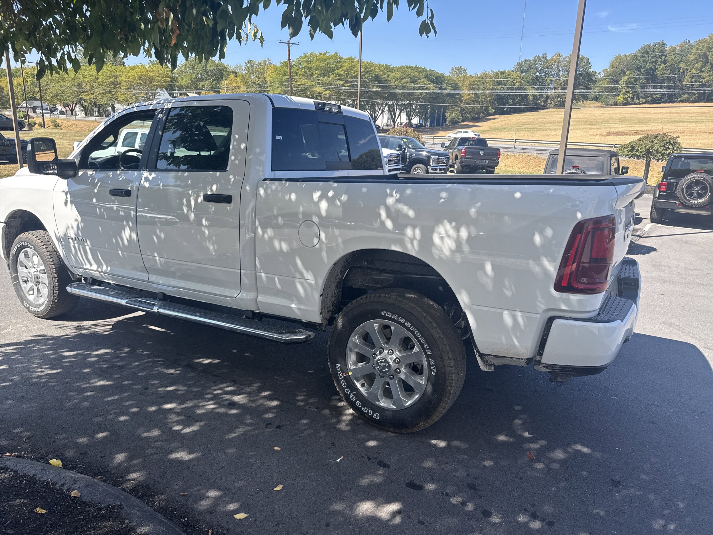 2026 RAM 2500 Big Horn - Photo 6