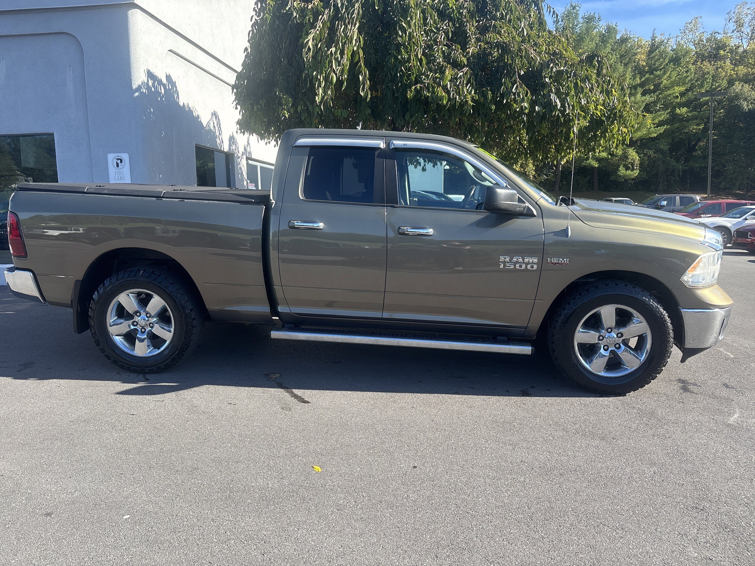 2013 Ram 1500 Big Horn photo 2