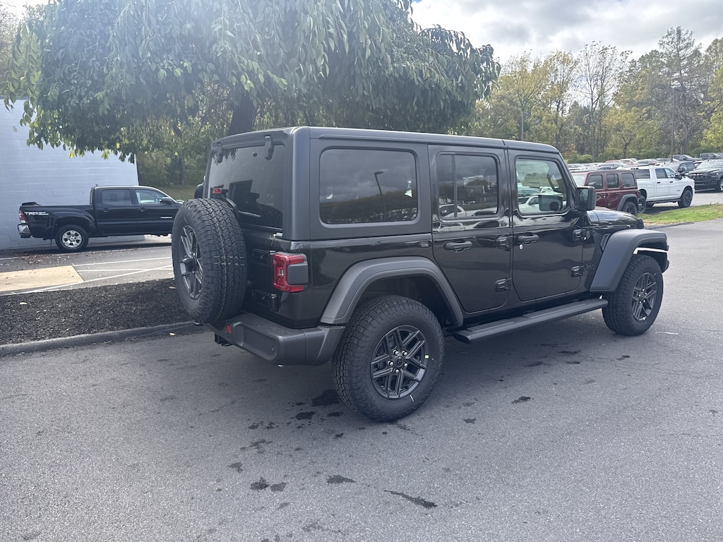New 2026 Jeep Wrangler 4-DOOR SPORT S Sport Utility