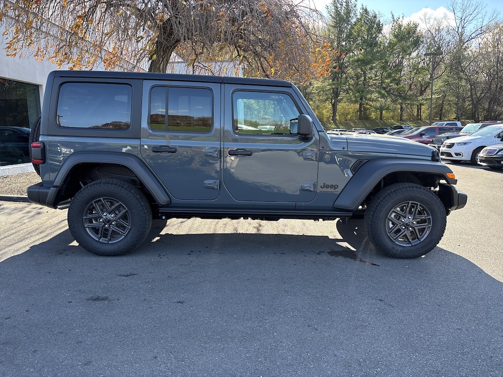 New 2026 Jeep Wrangler 4-DOOR SPORT S Sport Utility