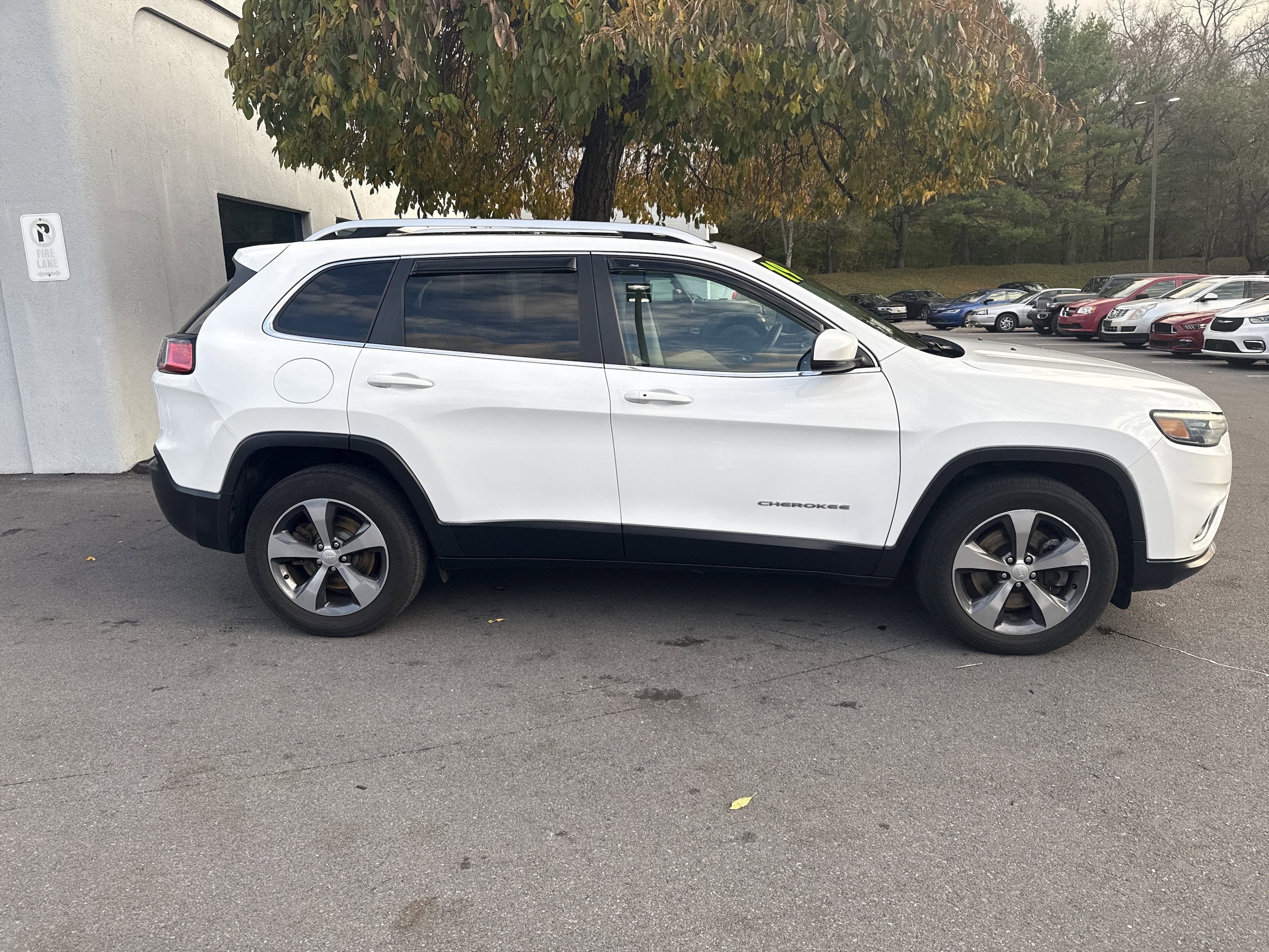 Used 2019 Jeep Cherokee Limited with VIN 1C4PJMDX9KD270799 for sale in State College, PA