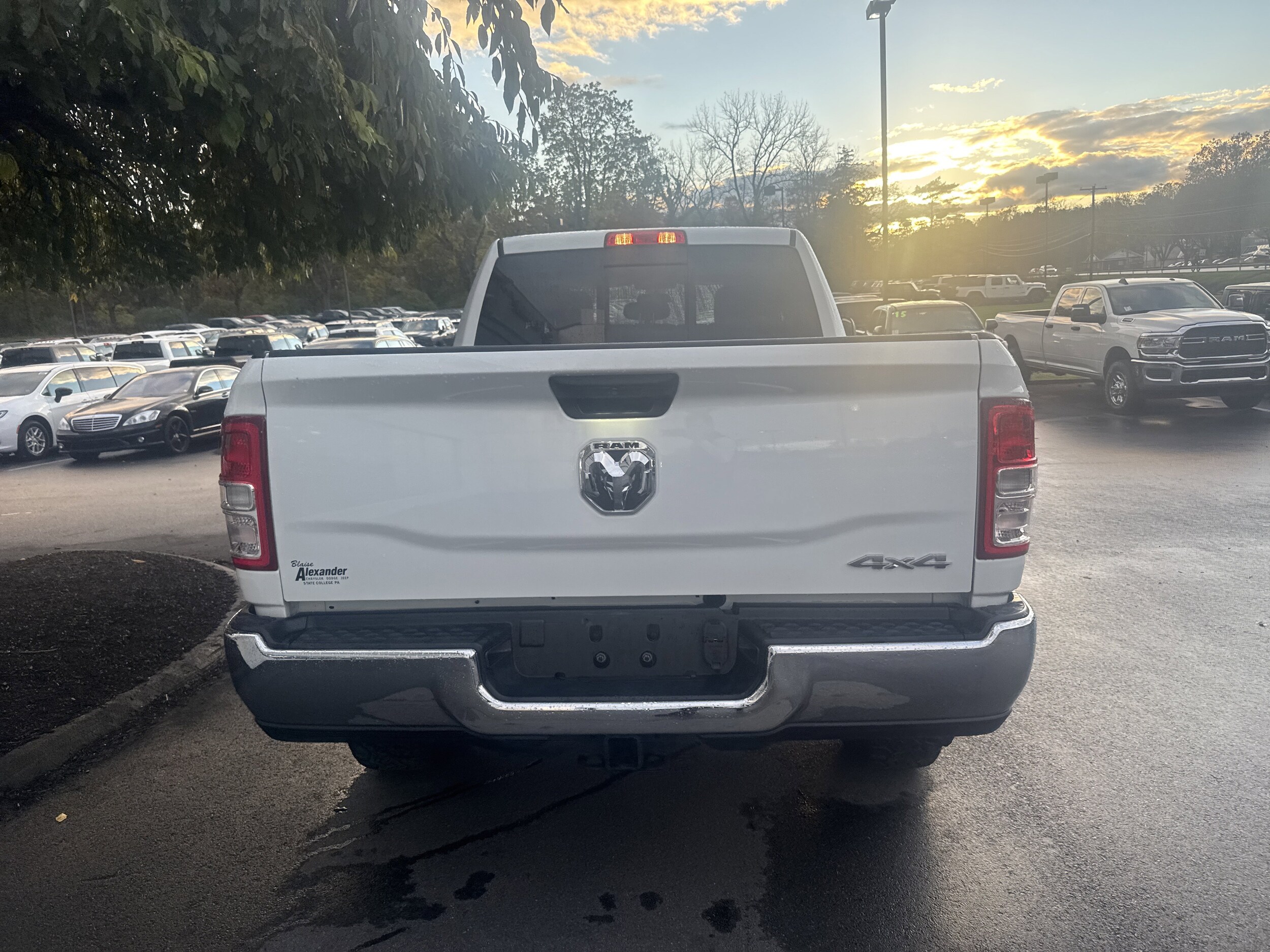 2022 Ram 2500 Tradesman photo 4