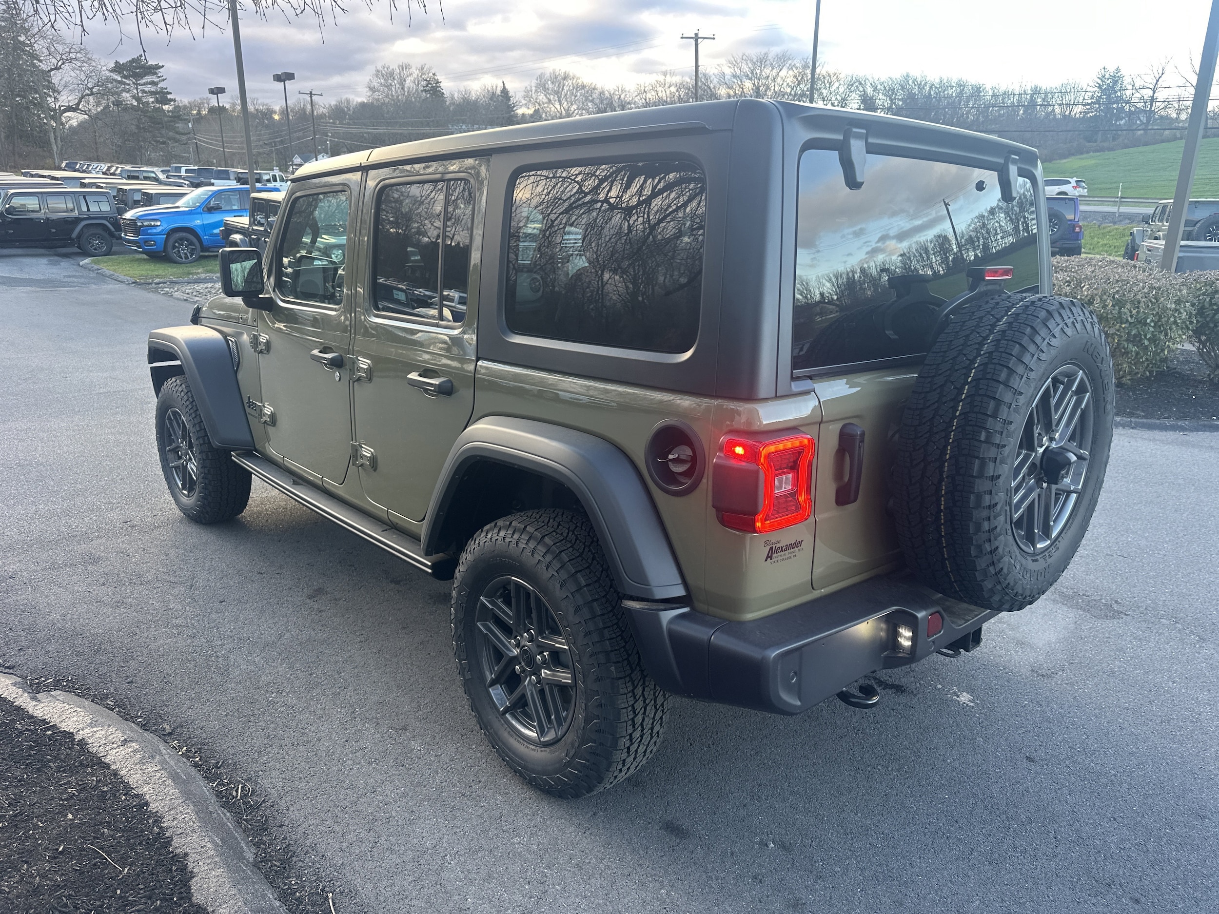 2026 Jeep Wrangler 4-Door Sport S - Photo 6