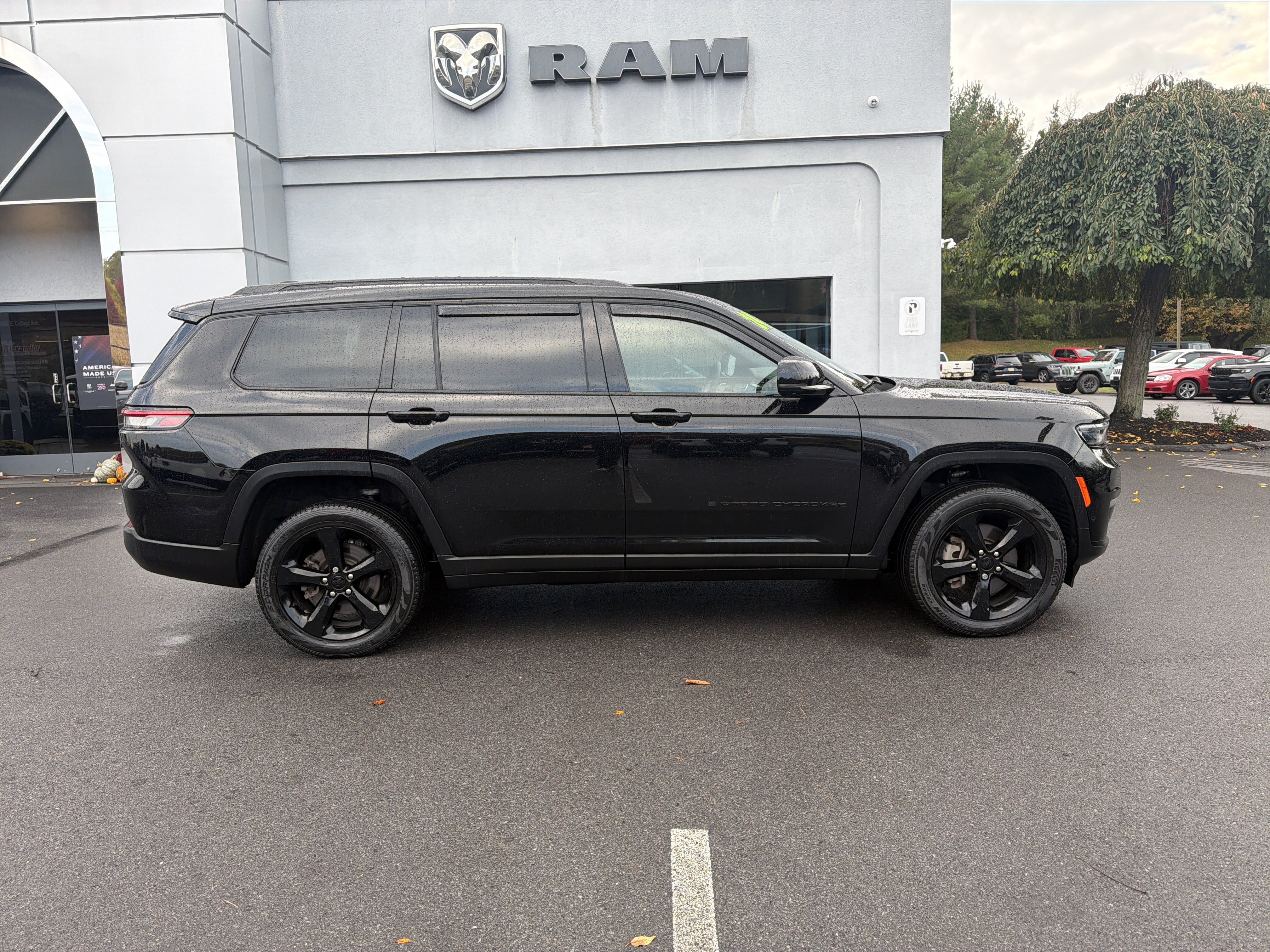 Used 2024 Jeep Grand Cherokee L Limited SUV