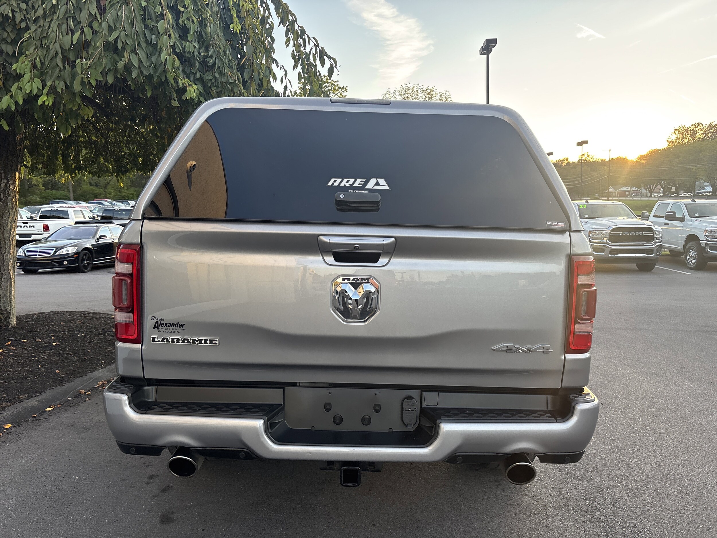 2020 Ram 1500 Laramie photo 3
