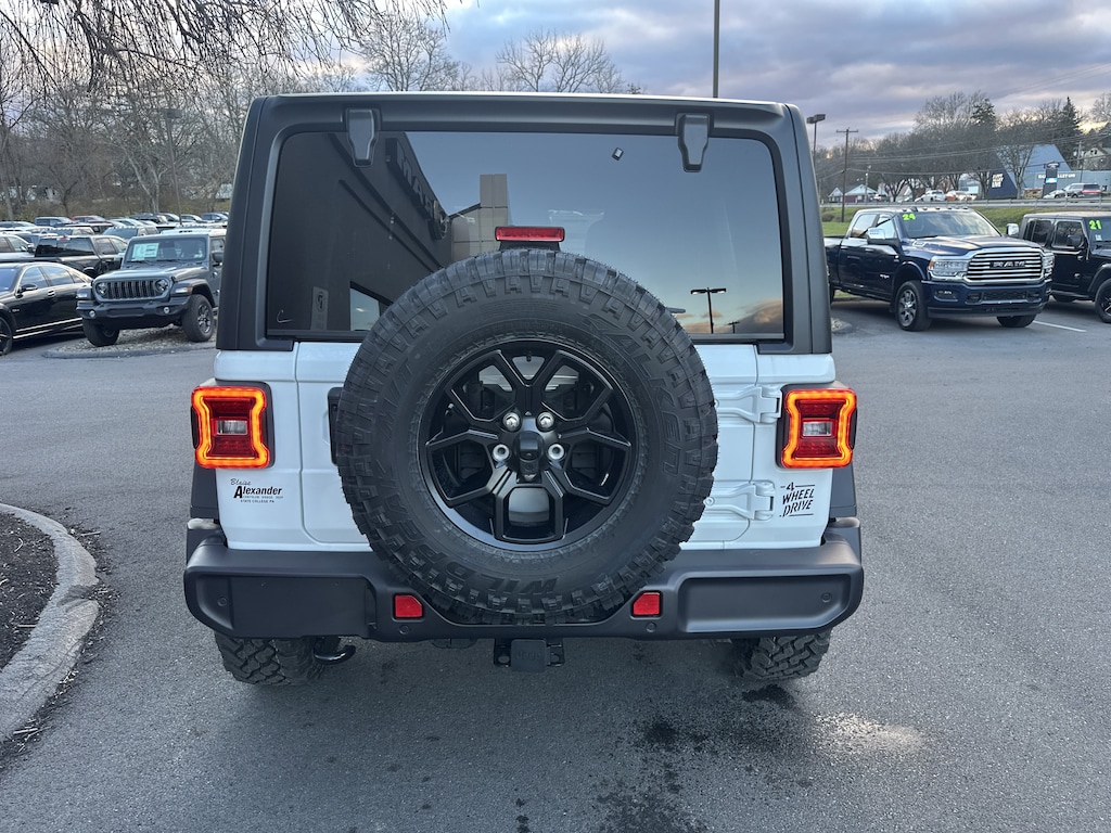 New 2026 Jeep Wrangler 4-DOOR WILLYS Sport Utility