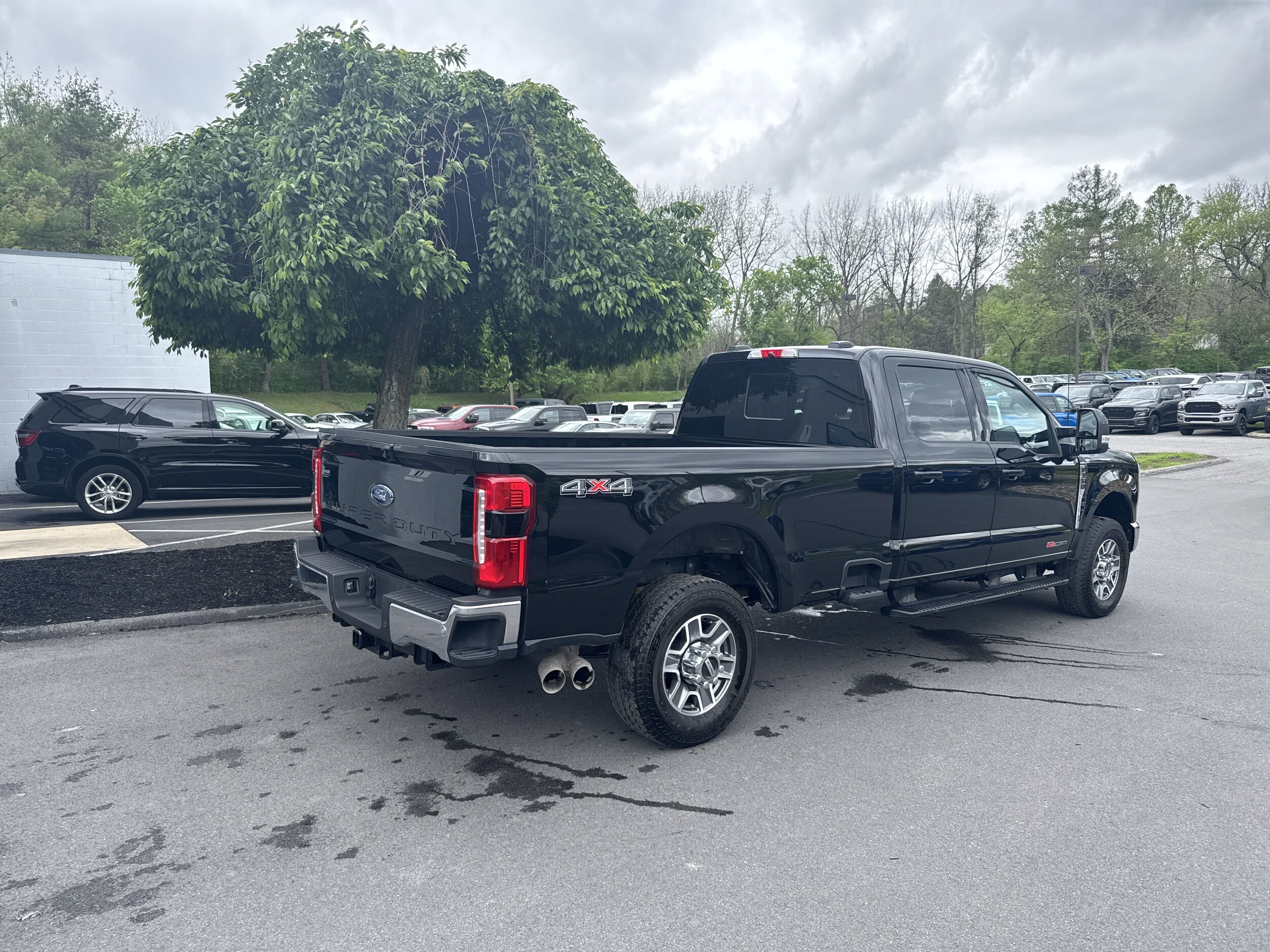 2024 Ford F-350 Lariat photo 3
