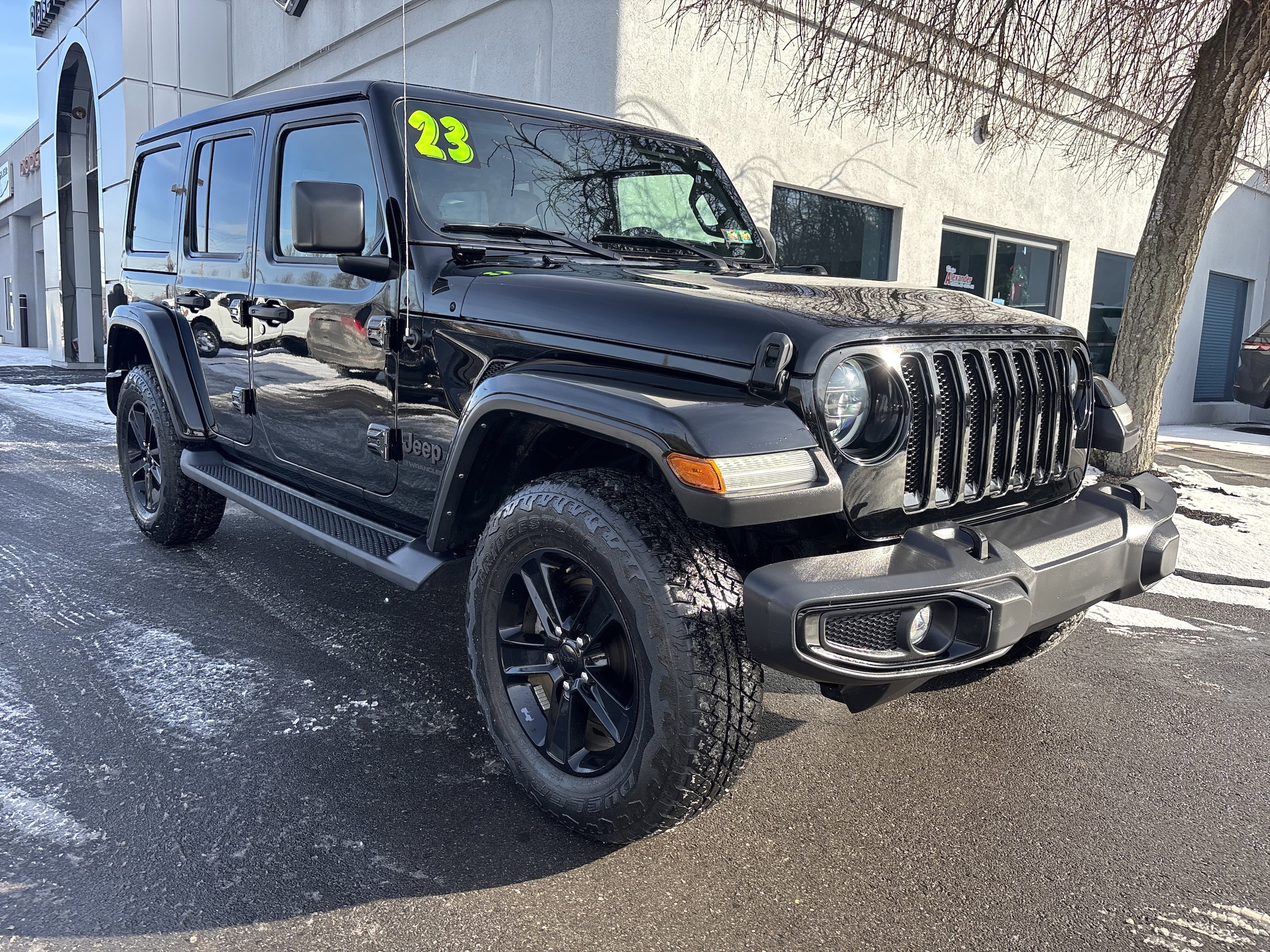 2023 Jeep Wrangler 4-Door Sahara Altitude's photo
