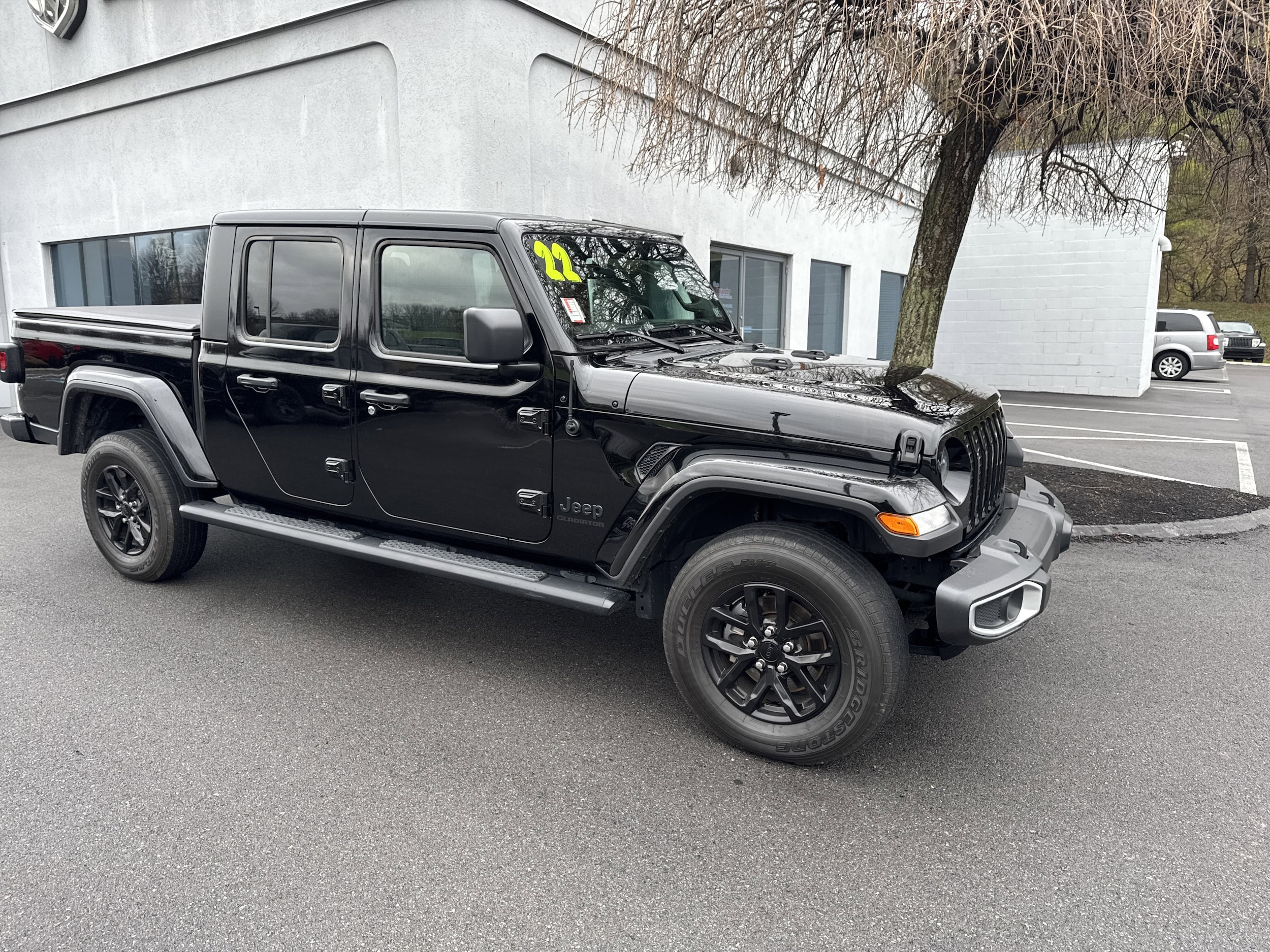 2022 Jeep Gladiator Sport S's photo
