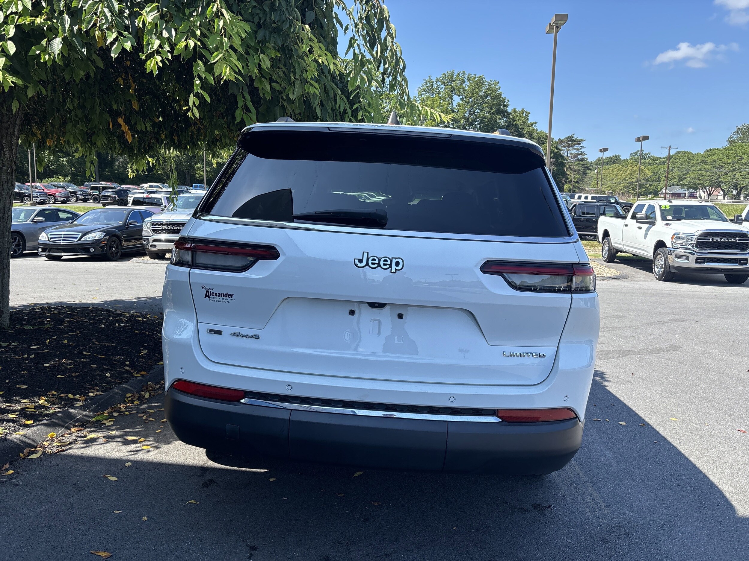 2021 Jeep Grand Cherokee Limited photo 3