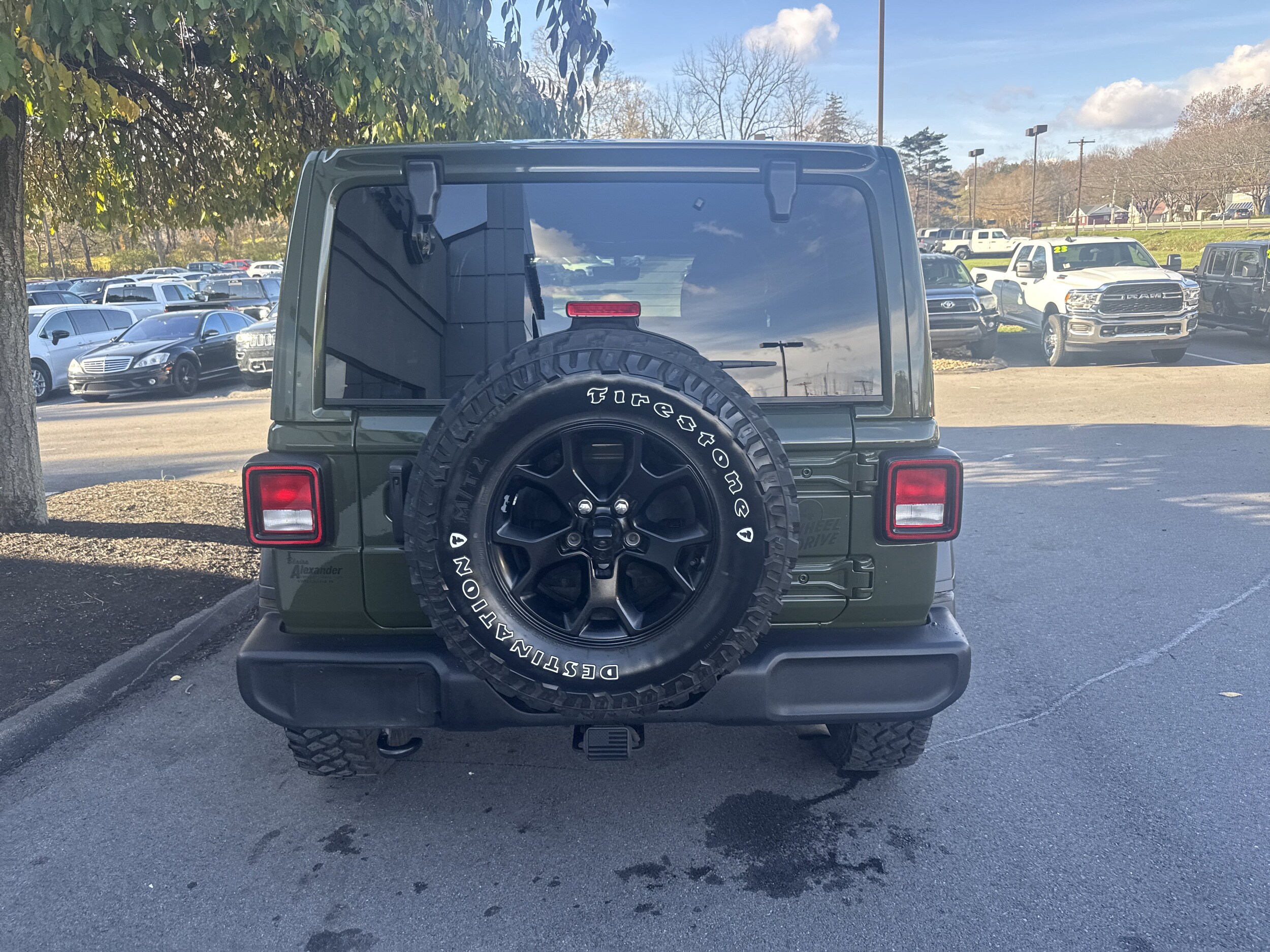 2022 Jeep Wrangler Unlimited Sport photo 4