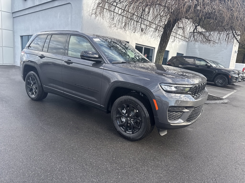 New 2025 Jeep Grand Cherokee ALTITUDE X 4X4 Sport Utility