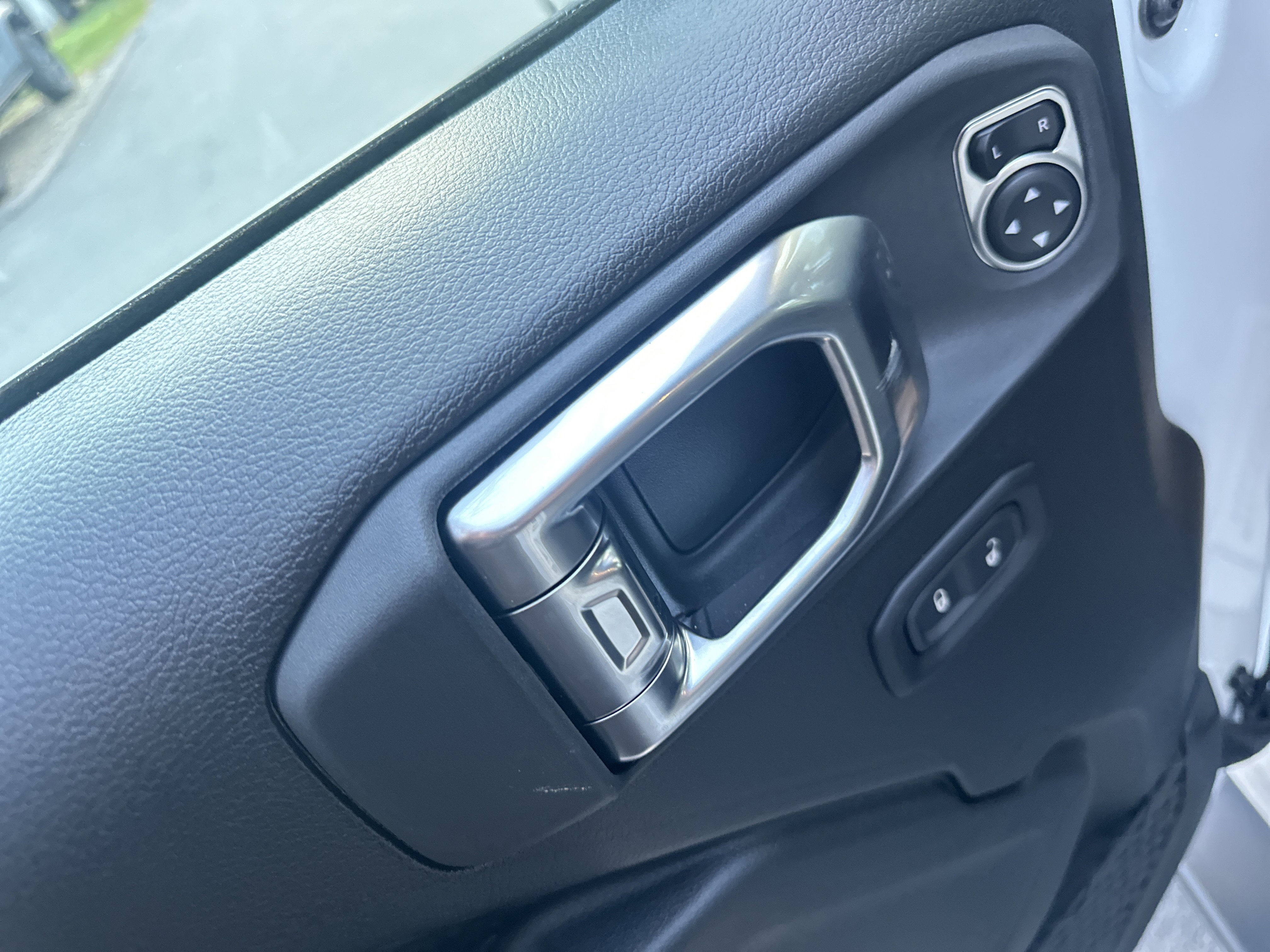 2026 Jeep Wrangler 4-Door Willys - Photo 16