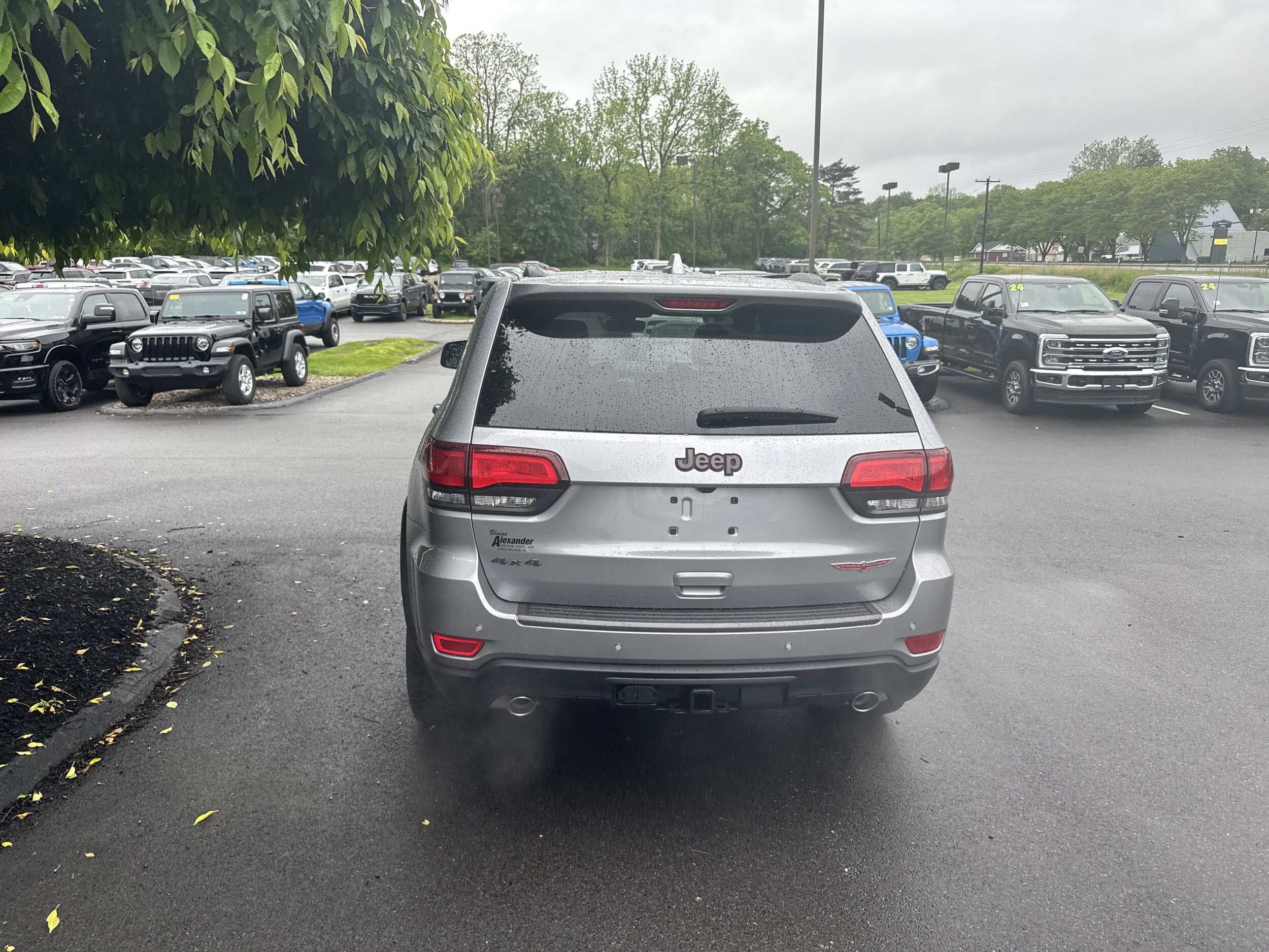 2021 Jeep Grand Cherokee Trailhawk photo 4