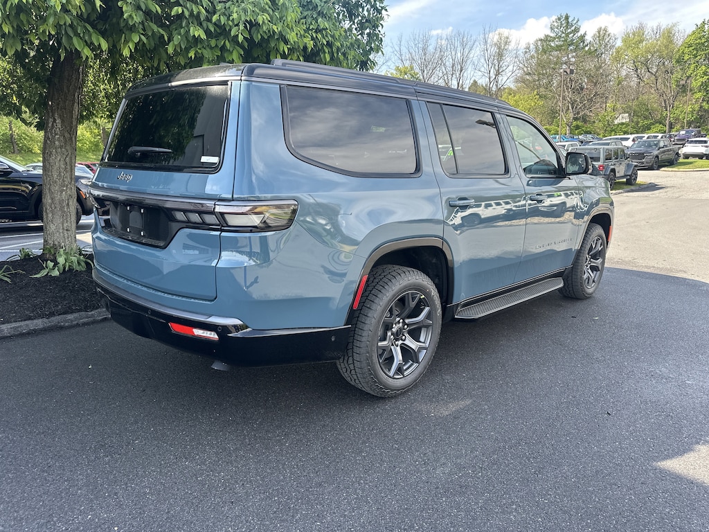New 2026 Jeep Grand Wagoneer UPLAND 4X4 Sport Utility