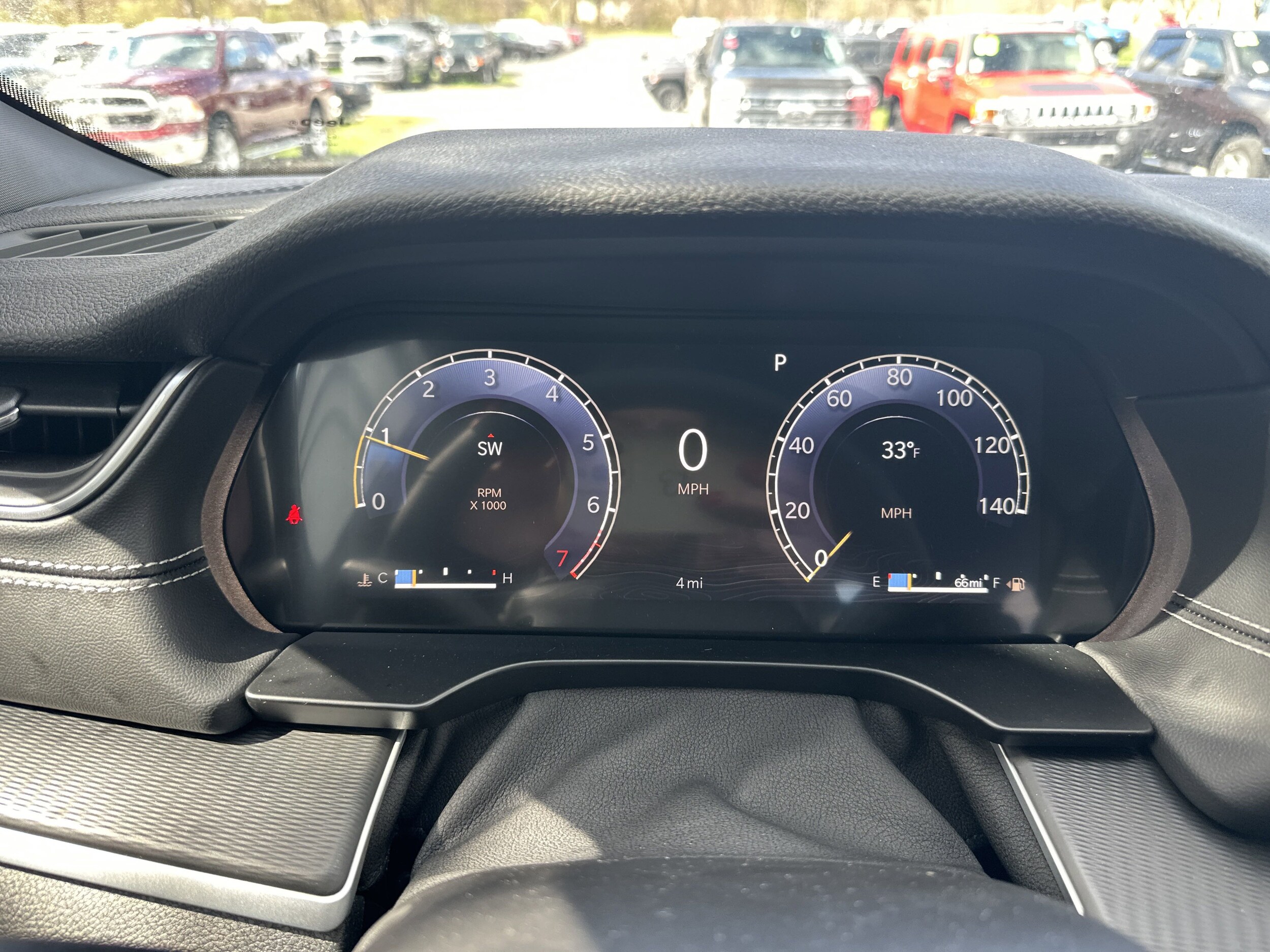 2025 Jeep Grand Cherokee Laredo X photo 4