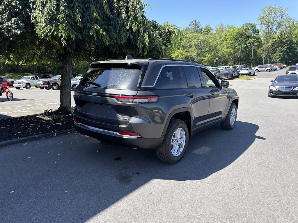 New 2026 Jeep Grand Cherokee LAREDO X 4X4 Sport Utility
