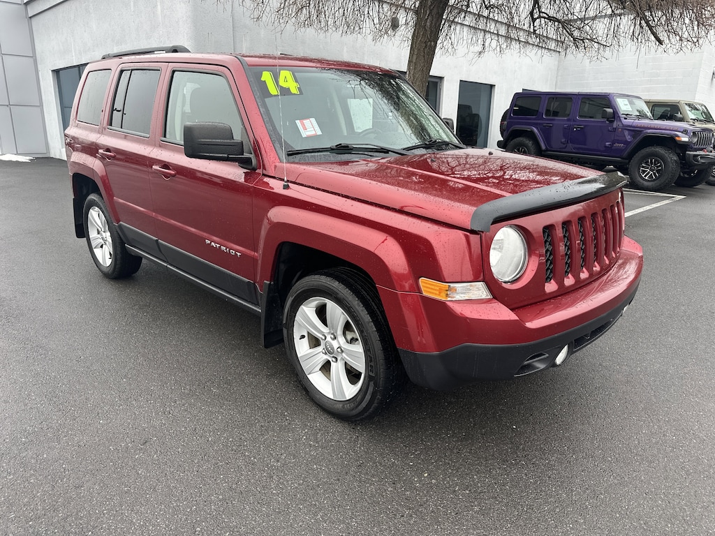 Used 2014 Jeep Patriot Latitude 4x4 SUV
