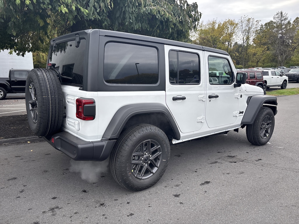 New 2026 Jeep Wrangler 4-DOOR SPORT S Sport Utility