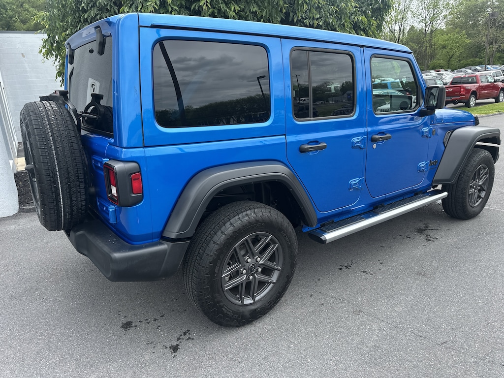 Used 2024 Jeep Wrangler Sport SUV