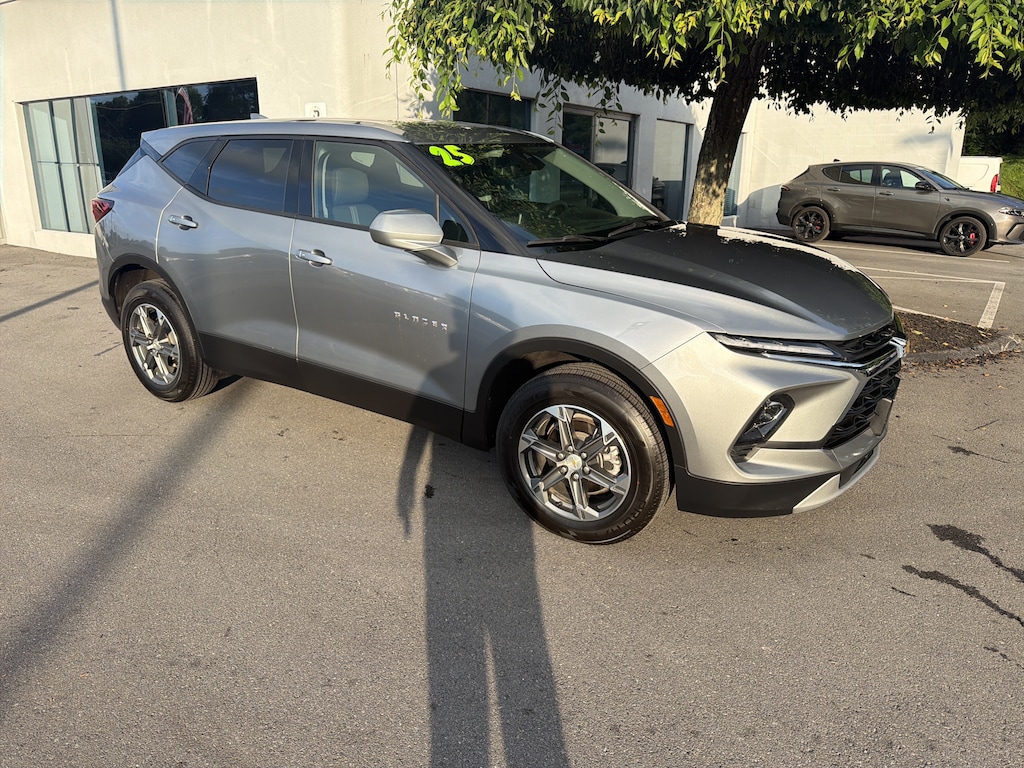 Used 2025 Chevrolet Blazer LT w/2LT SUV