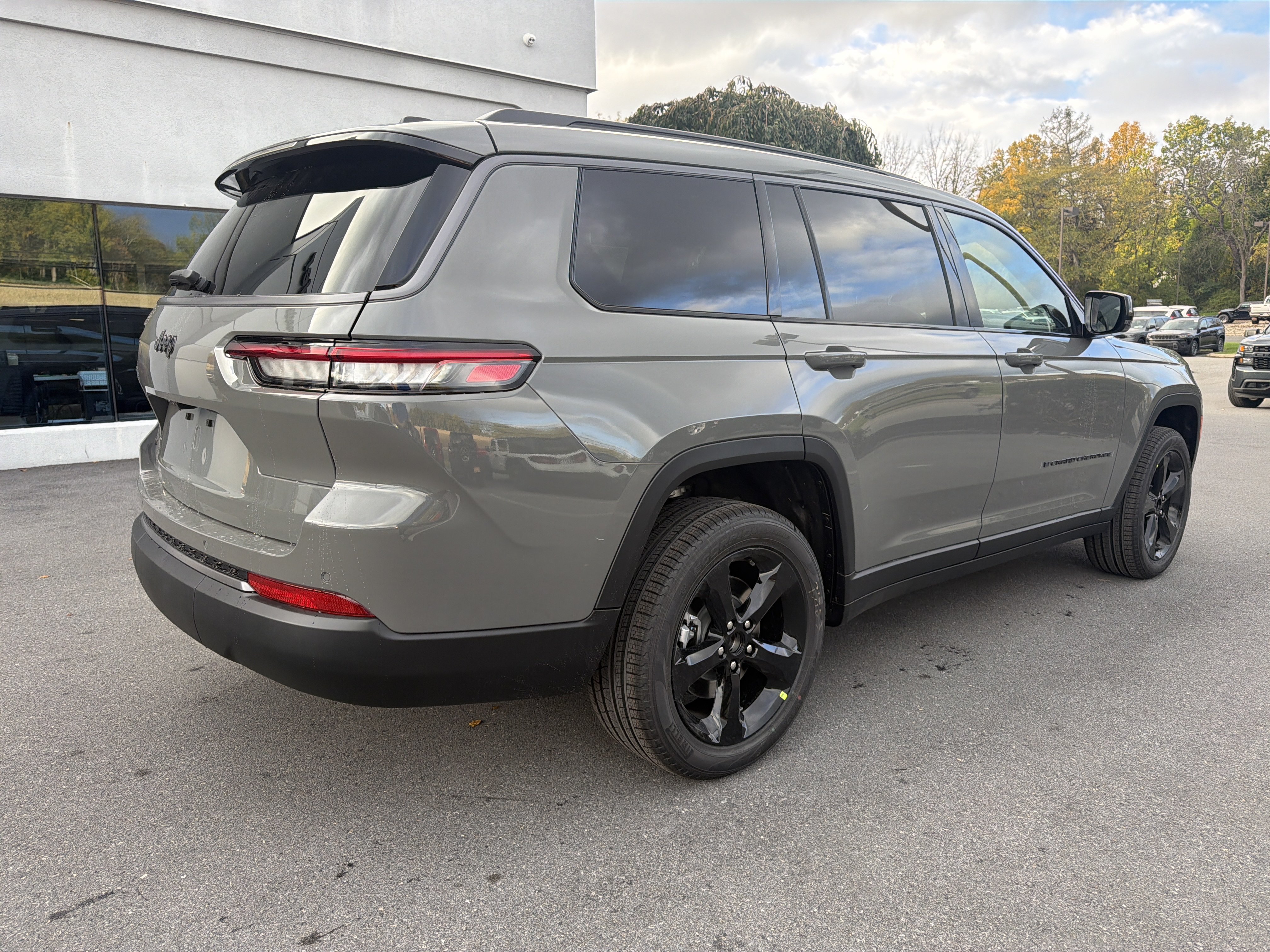 New 2027 Jeep Grand Cherokee L LIMITED 4X4 Sport Utility