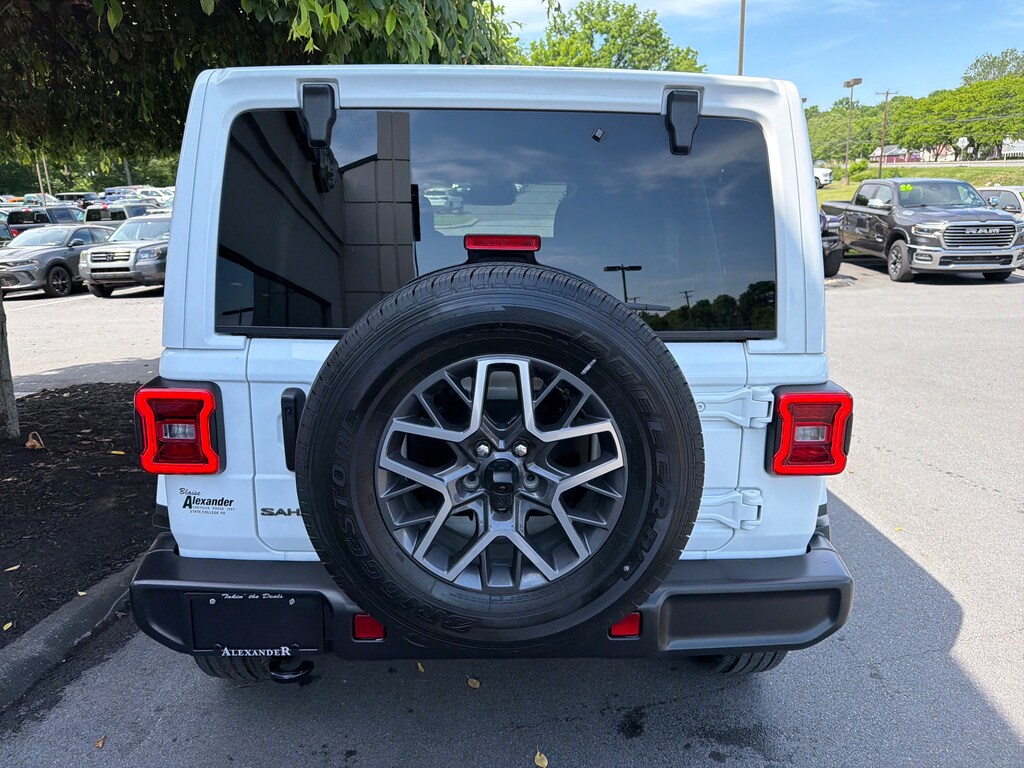 Used 2026 Jeep Wrangler Sahara SUV