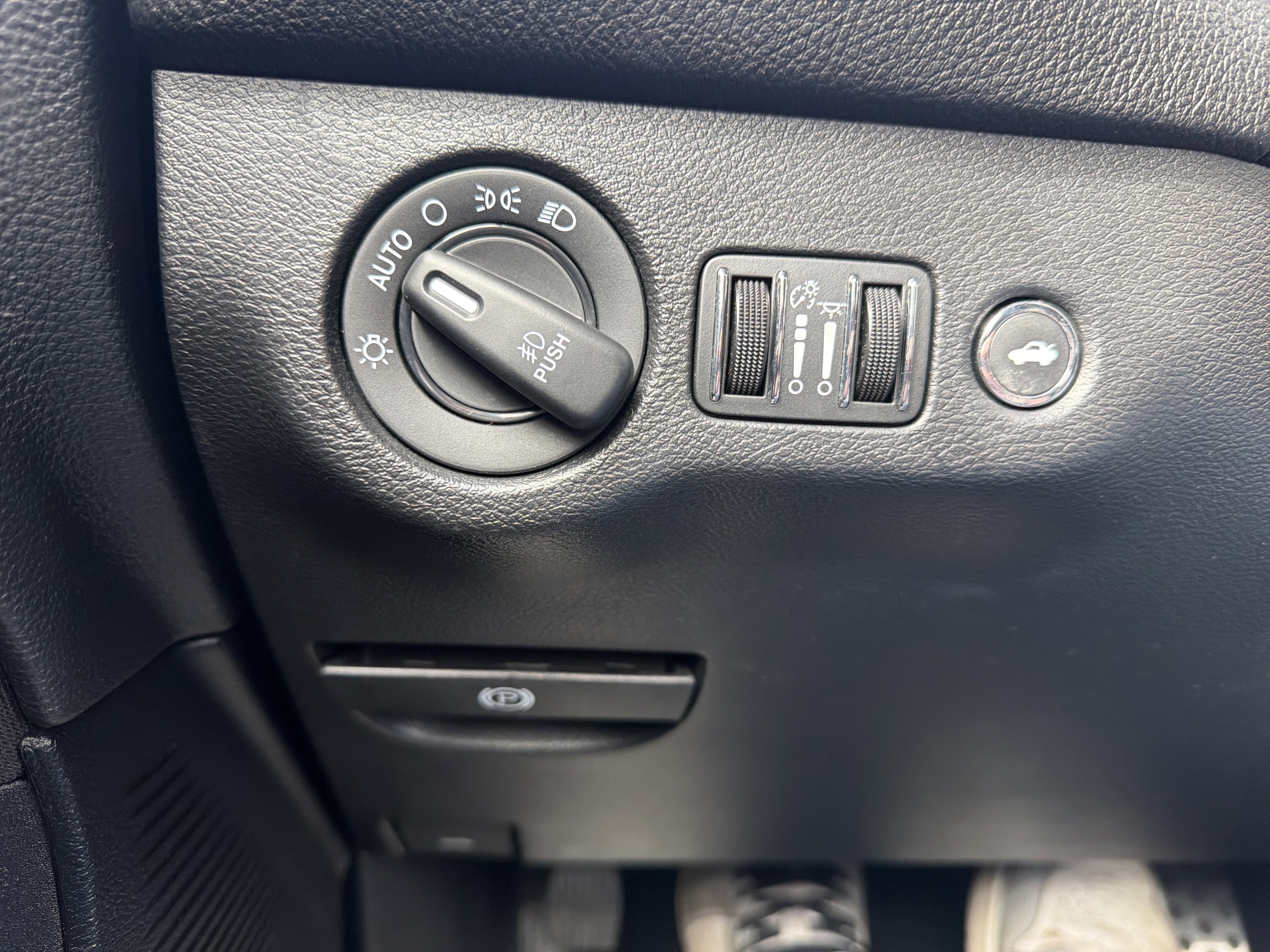 2021 Dodge Challenger R/T - Photo 29