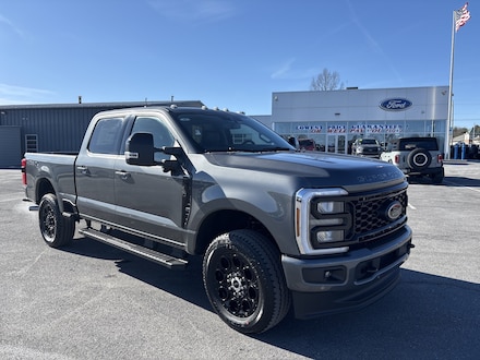 2026 Ford F-350 F-350 Lariat Truck Crew Cab