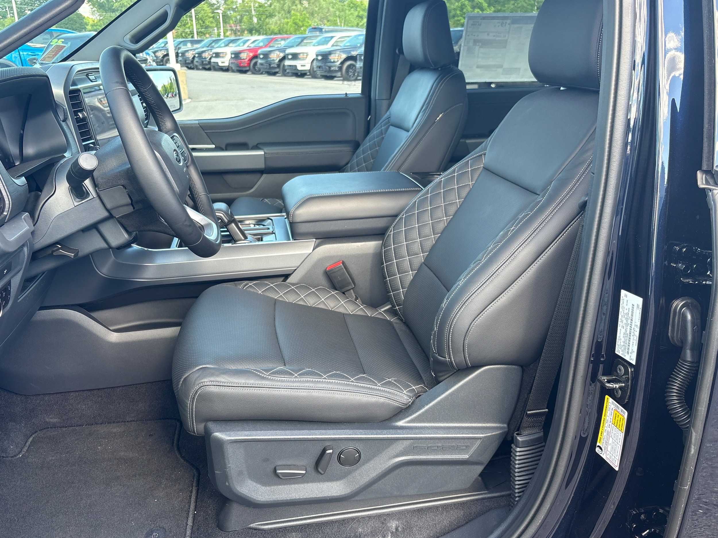 2026 Ford F-150 XLT - Photo 14