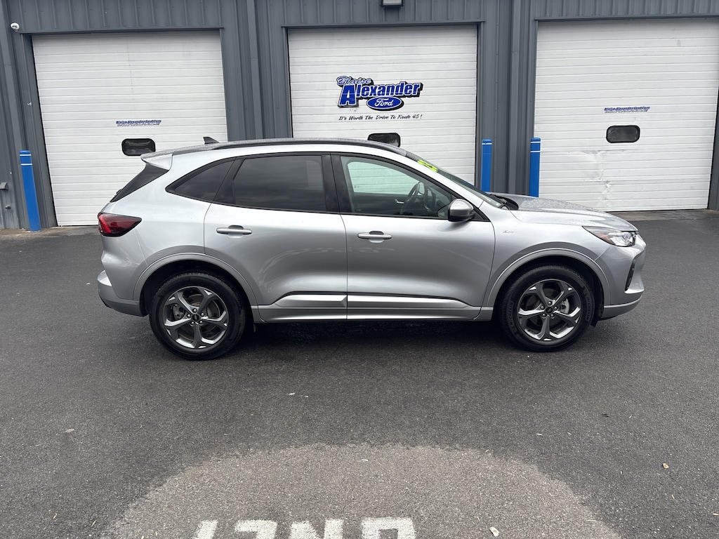 Used 2023 Ford Escape ST-Line Select SUV
