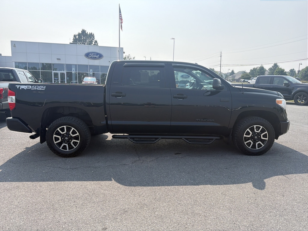 Used 2016 Toyota Tundra 4WD Truck SR5 Truck CrewMax