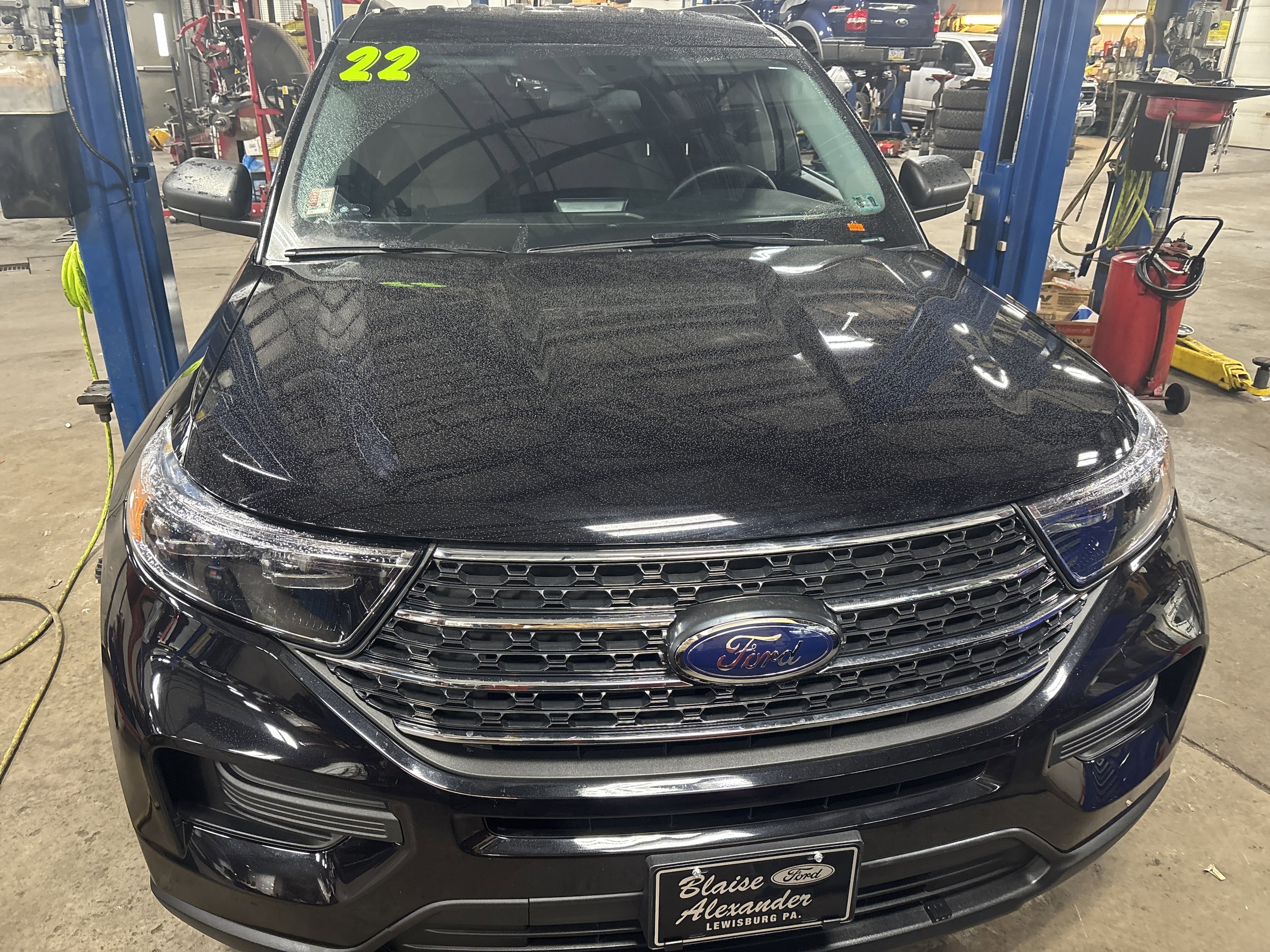 2022 Ford Explorer XLT's photo