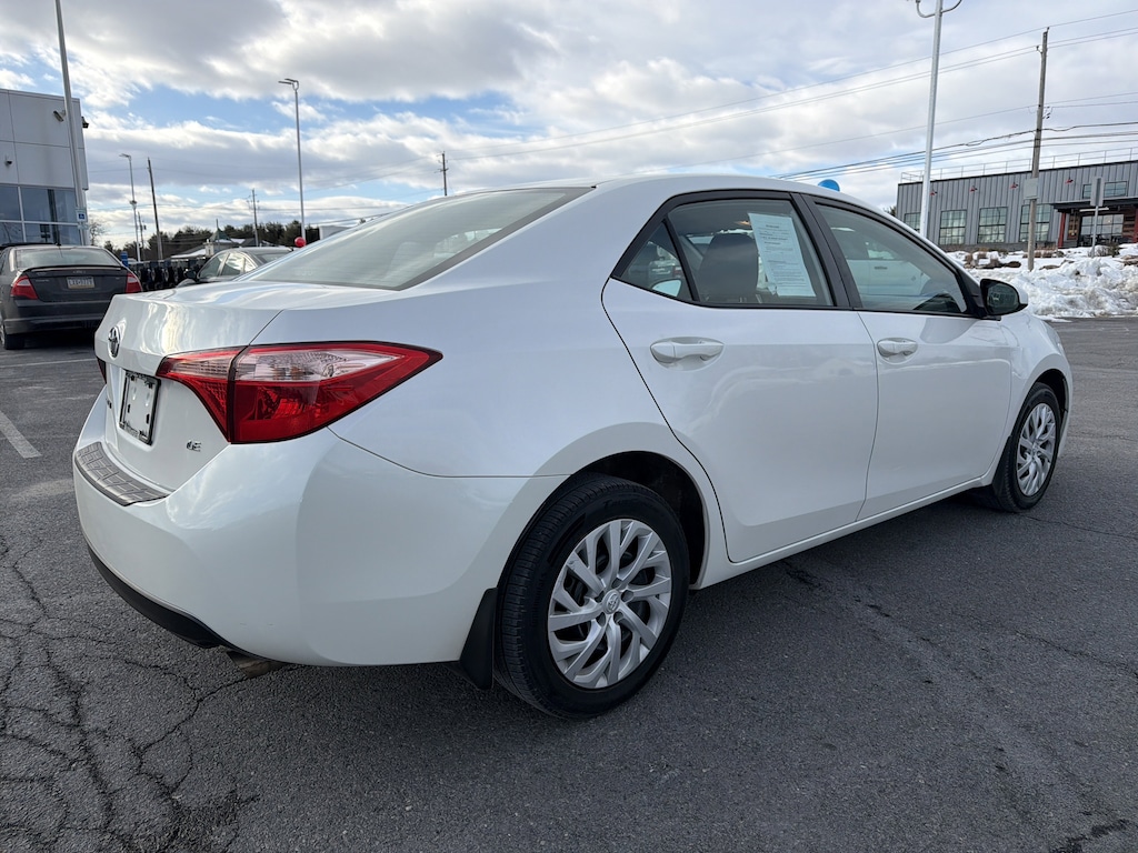 Used 2018 Toyota Corolla LE Sedan