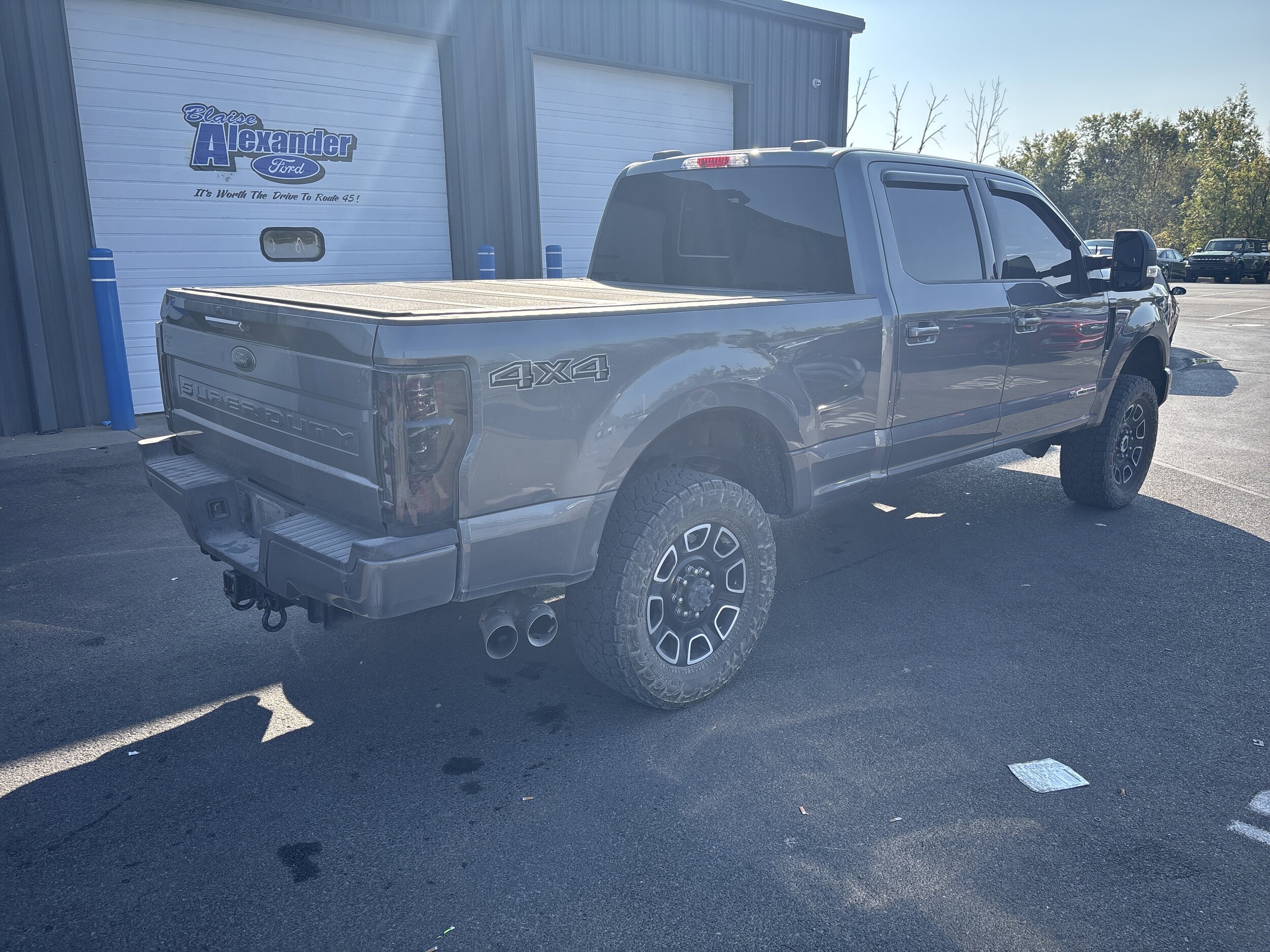 2022 Ford F-250 Lariat photo 3